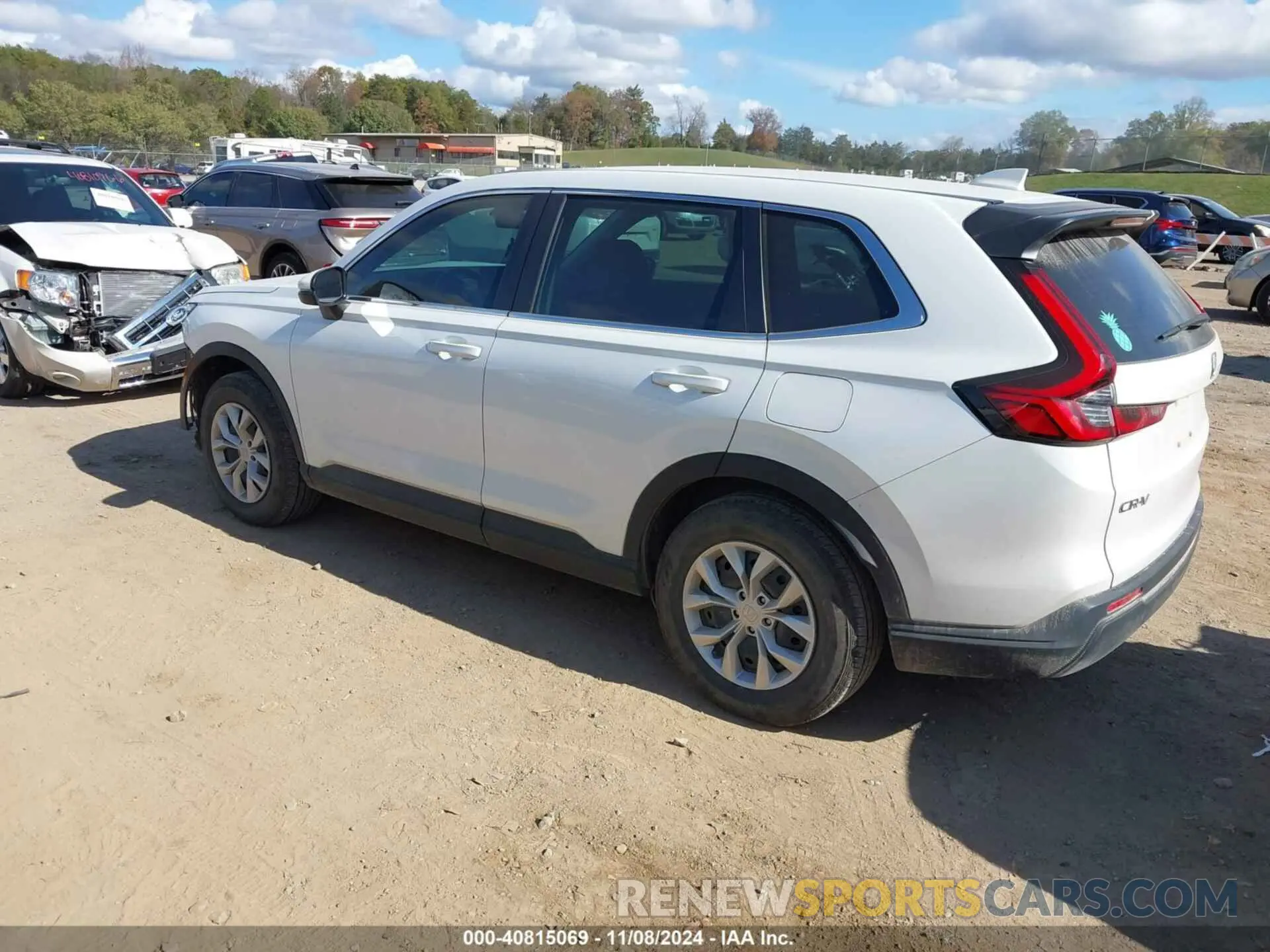 3 fotografías del automóvil dañado 7FARS4H2XPE020934 HONDA CR-V 2023