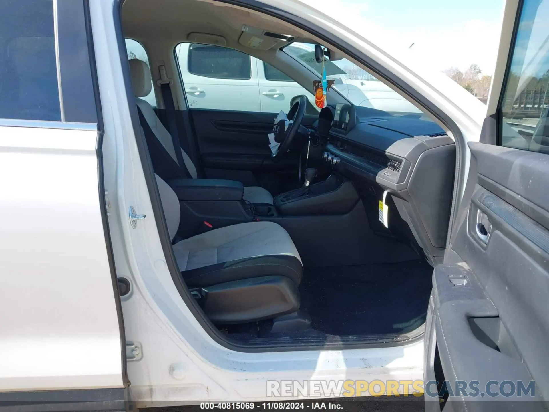 5 fotografías del automóvil dañado 7FARS4H2XPE020934 HONDA CR-V 2023