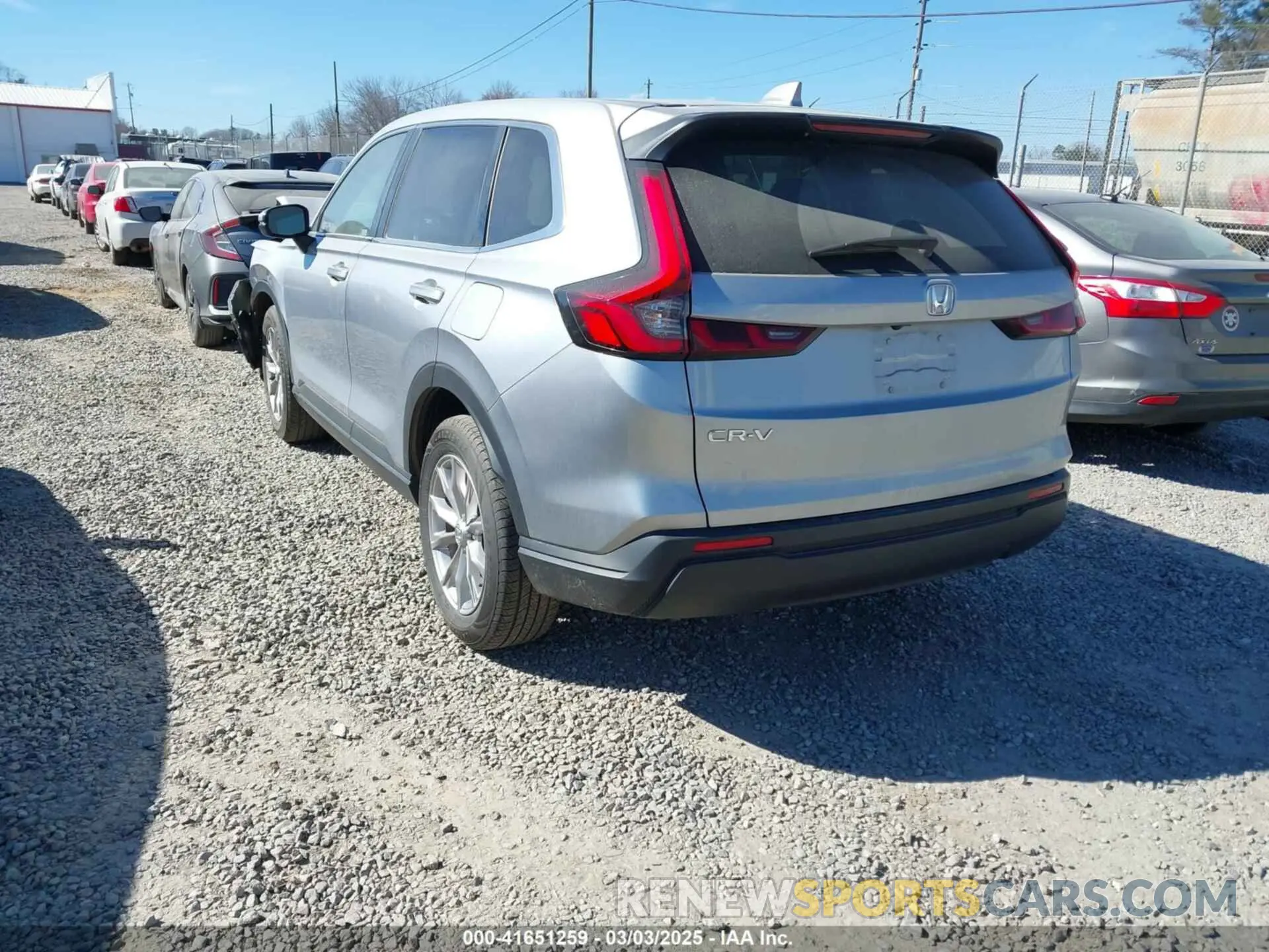 3 fotografías del automóvil dañado 7FARS4H42PE023425 HONDA CR-V 2023