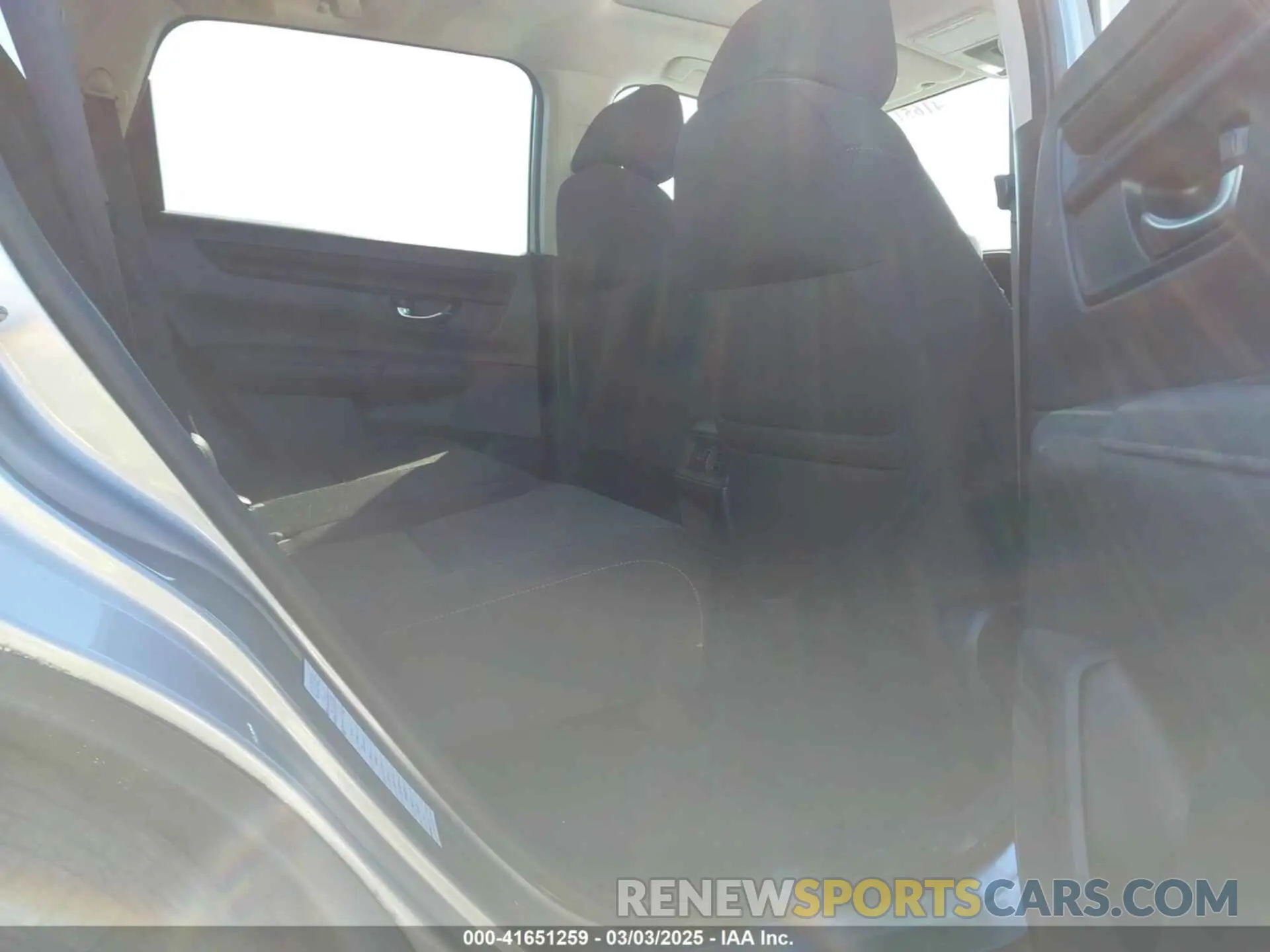 8 fotografías del automóvil dañado 7FARS4H42PE023425 HONDA CR-V 2023