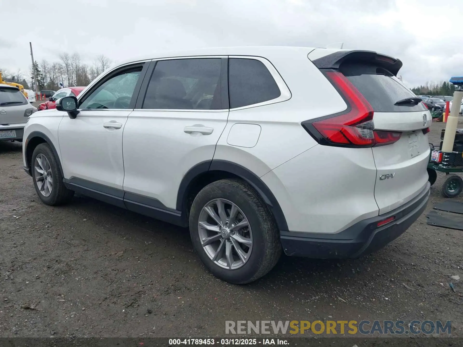 3 fotografías del automóvil dañado 7FARS4H70PE008982 HONDA CR-V 2023