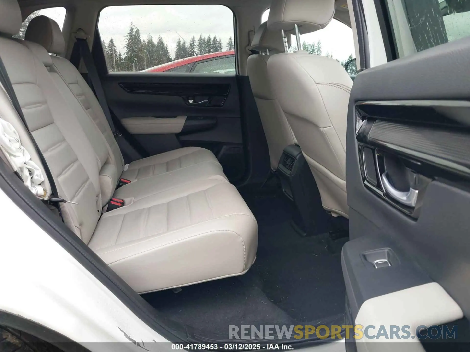 8 fotografías del automóvil dañado 7FARS4H70PE008982 HONDA CR-V 2023
