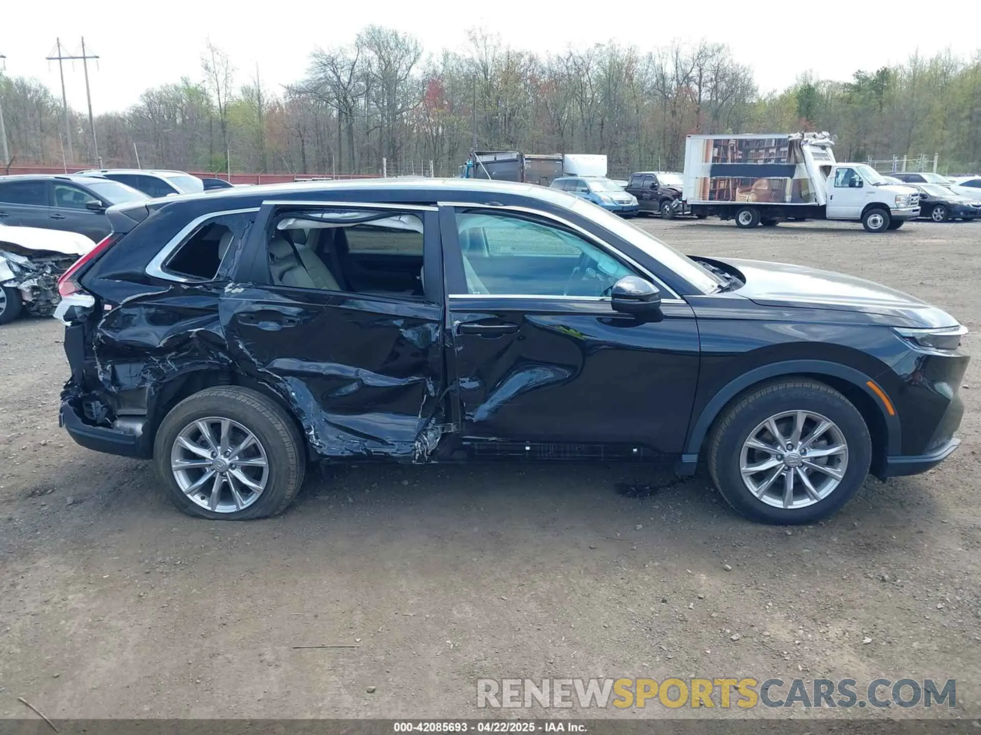 13 fotografías del automóvil dañado 7FARS4H73PE001489 HONDA CR-V 2023