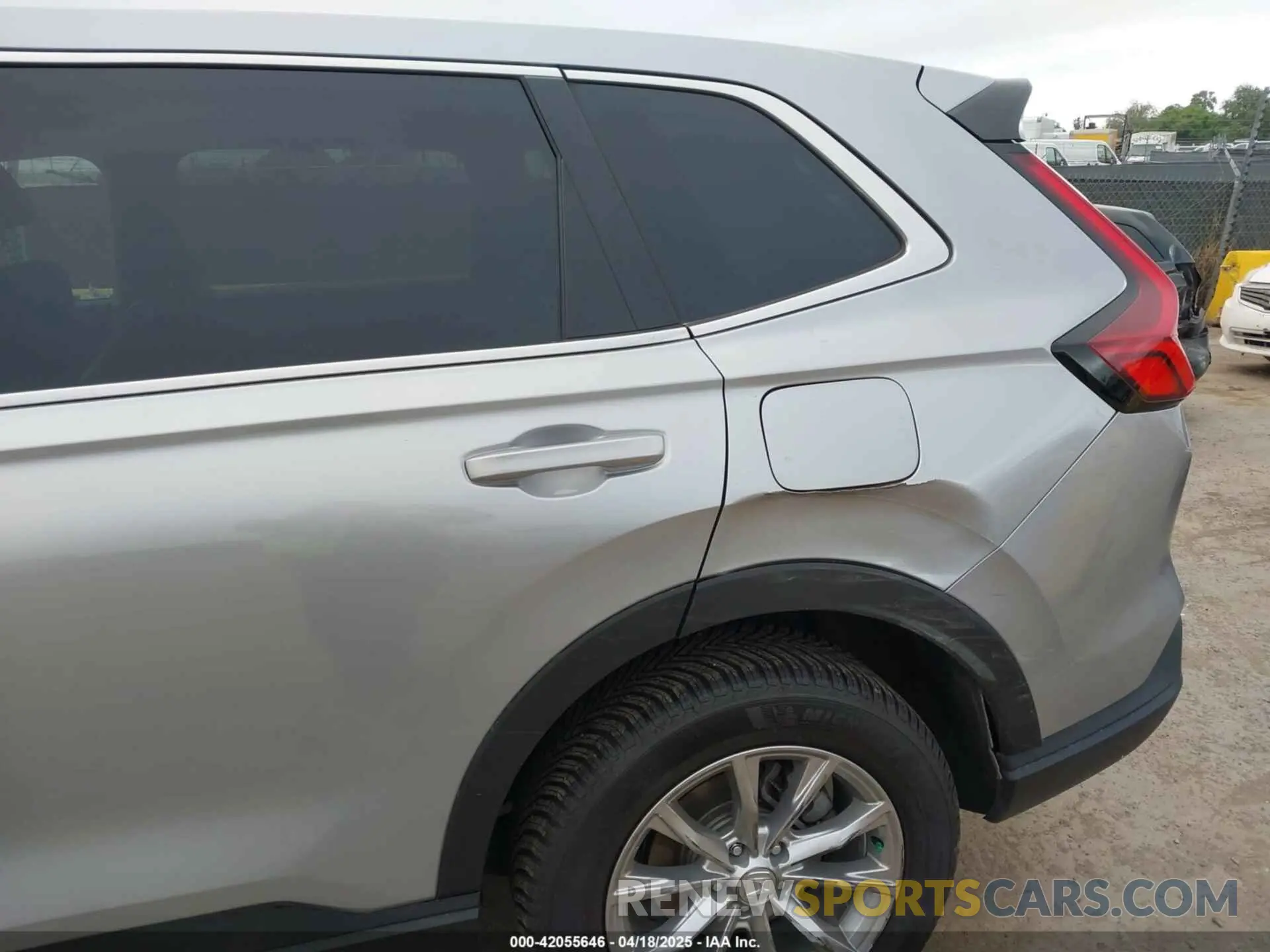 18 fotografías del automóvil dañado 7FARS4H73PE017692 HONDA CR-V 2023