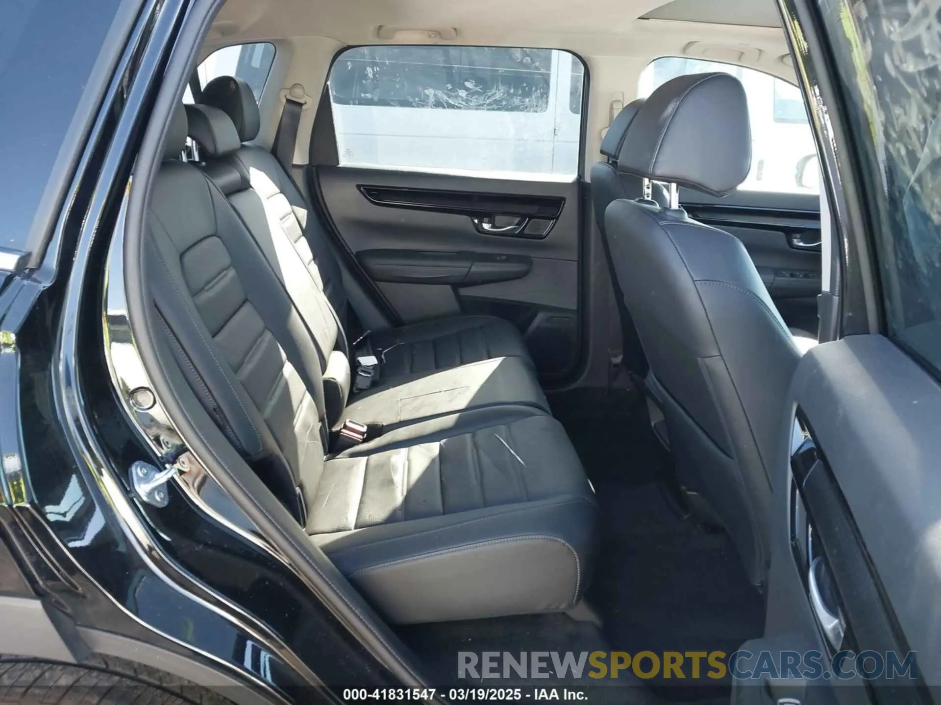 8 fotografías del automóvil dañado 7FARS4H79PE023741 HONDA CR-V 2023