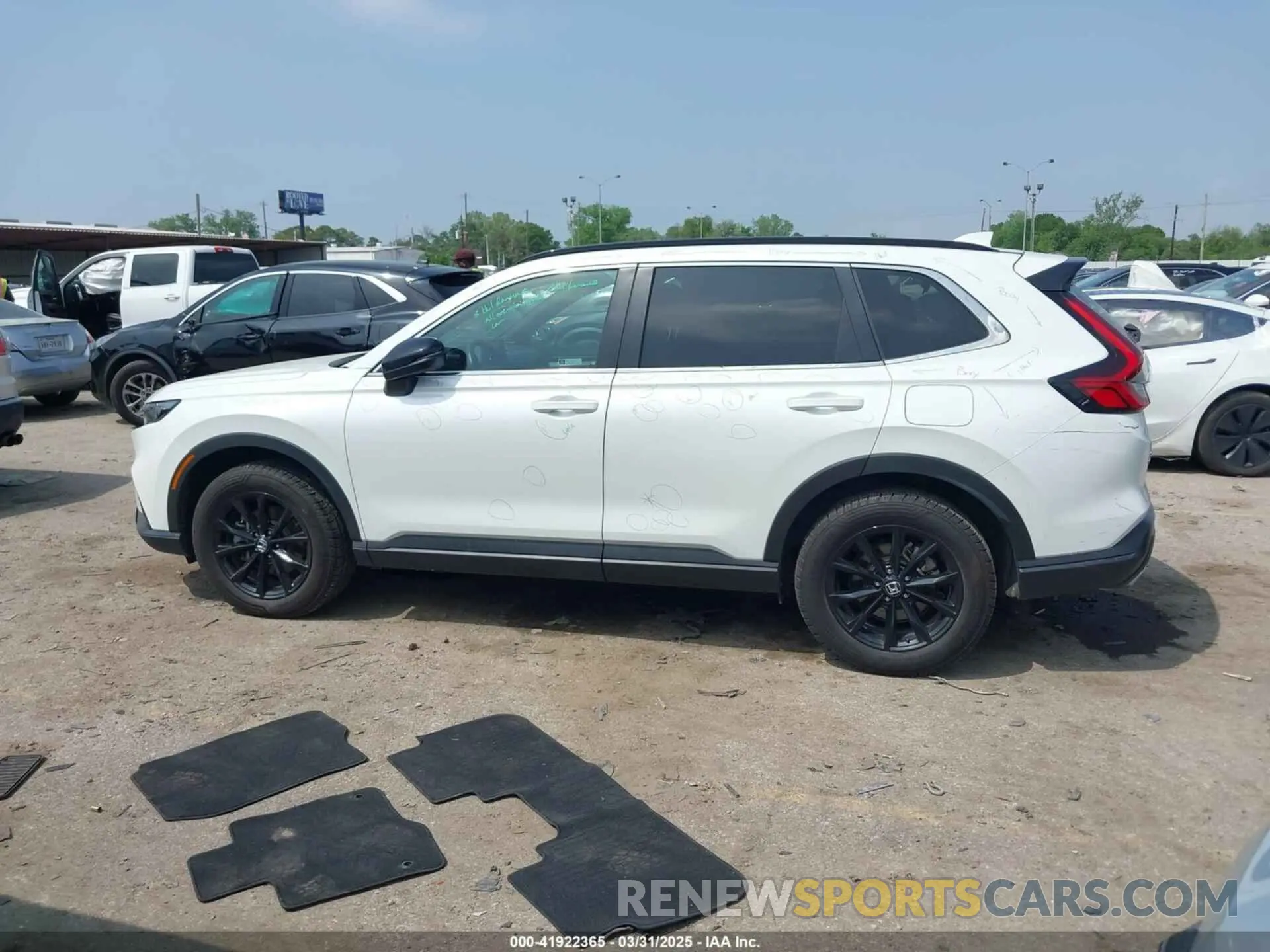 14 fotografías del automóvil dañado 7FARS6H55PE026260 HONDA CR-V 2023