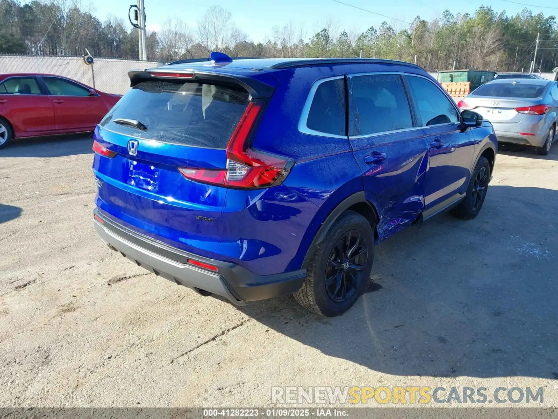 4 fotografías del automóvil dañado 7FARS6H59PE031980 HONDA CR-V 2023