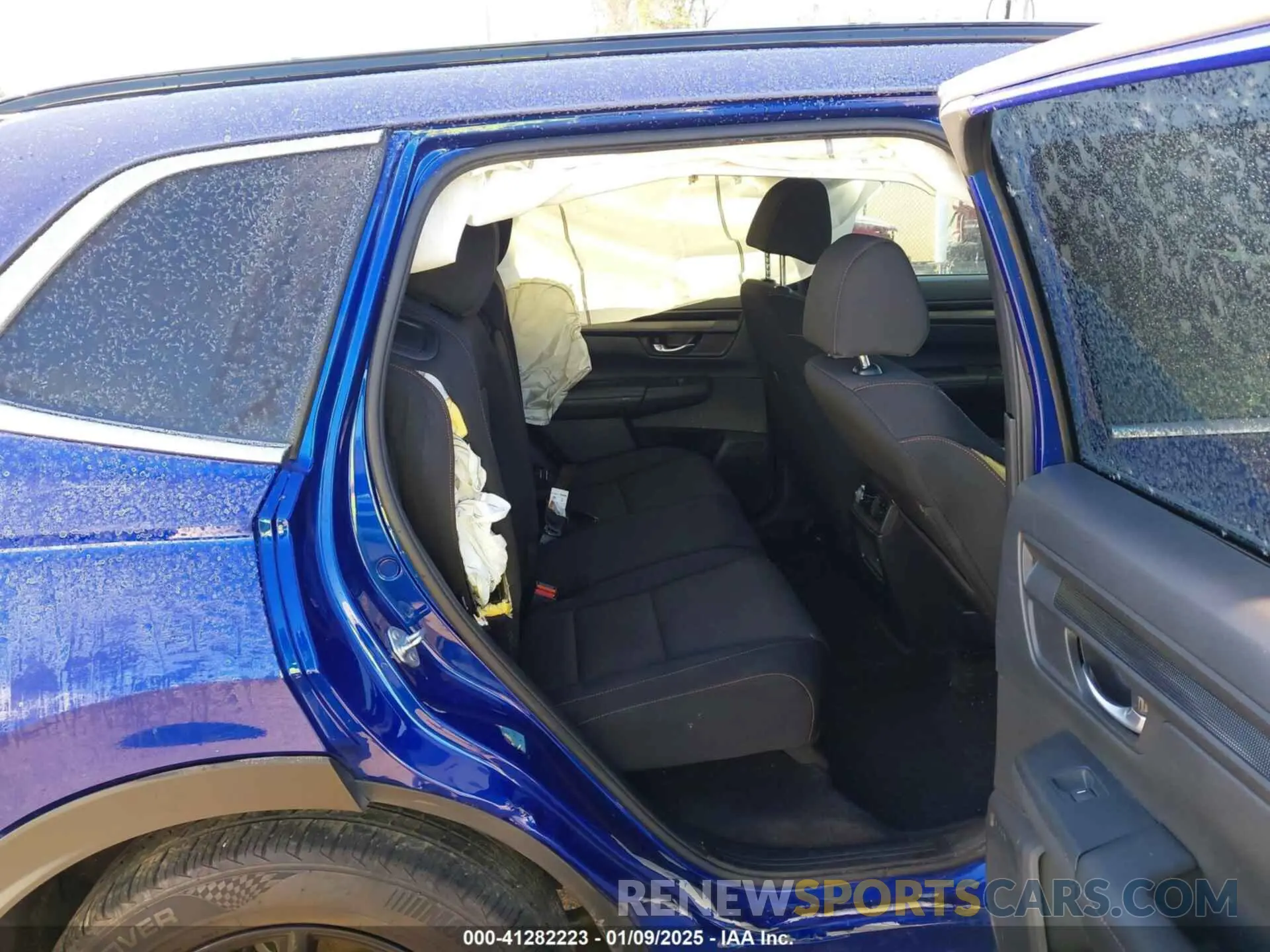 8 fotografías del automóvil dañado 7FARS6H59PE031980 HONDA CR-V 2023