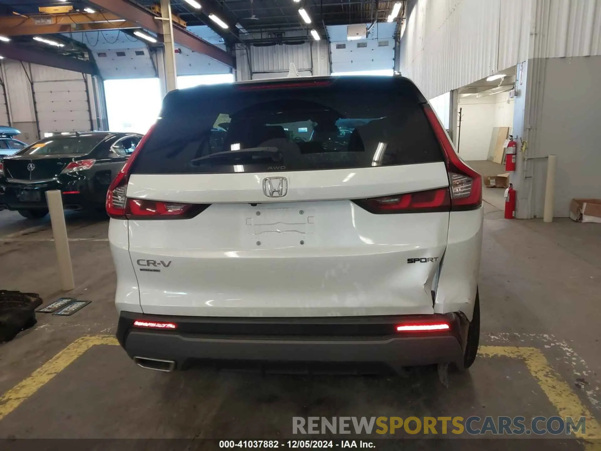 17 fotografías del automóvil dañado 7FARS6H59PE041120 HONDA CR-V 2023