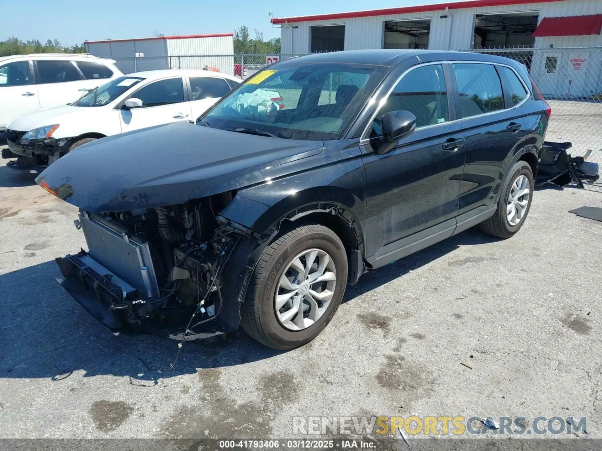 2 fotografías del automóvil dañado 2HKRS3H2XRH332343 HONDA CR-V 2024