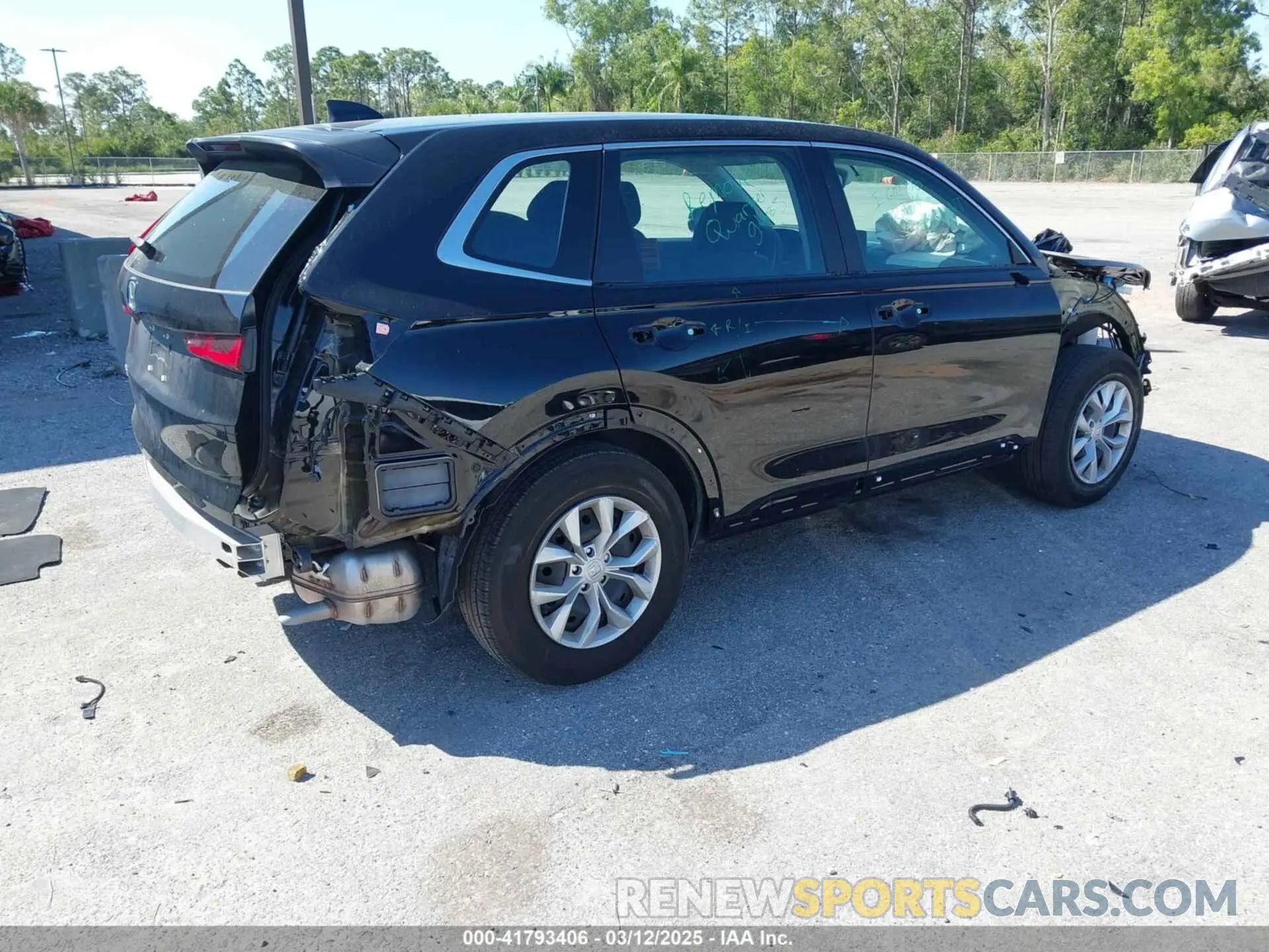 4 fotografías del automóvil dañado 2HKRS3H2XRH332343 HONDA CR-V 2024
