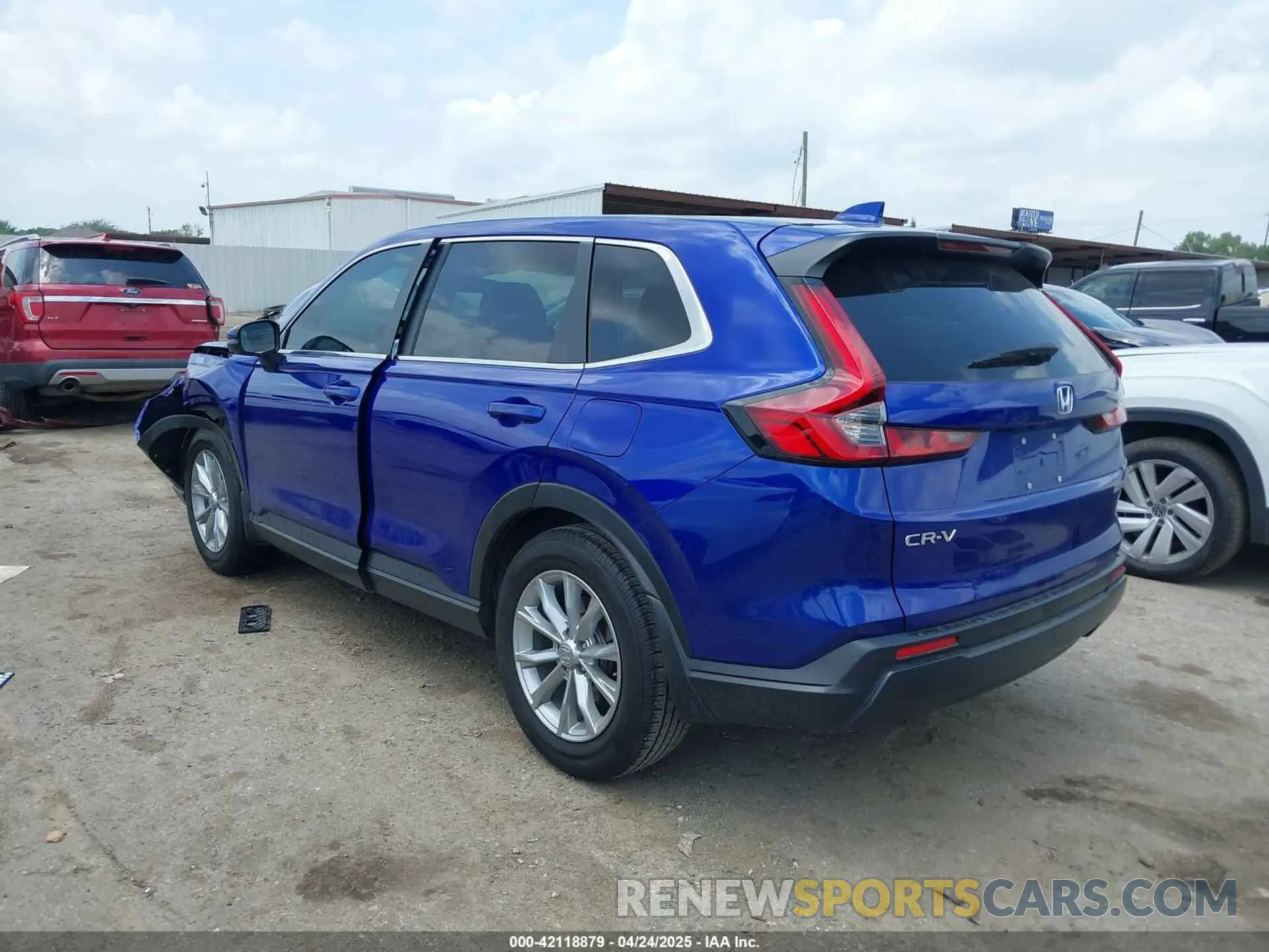3 fotografías del automóvil dañado 2HKRS3H45RH327536 HONDA CR-V 2024