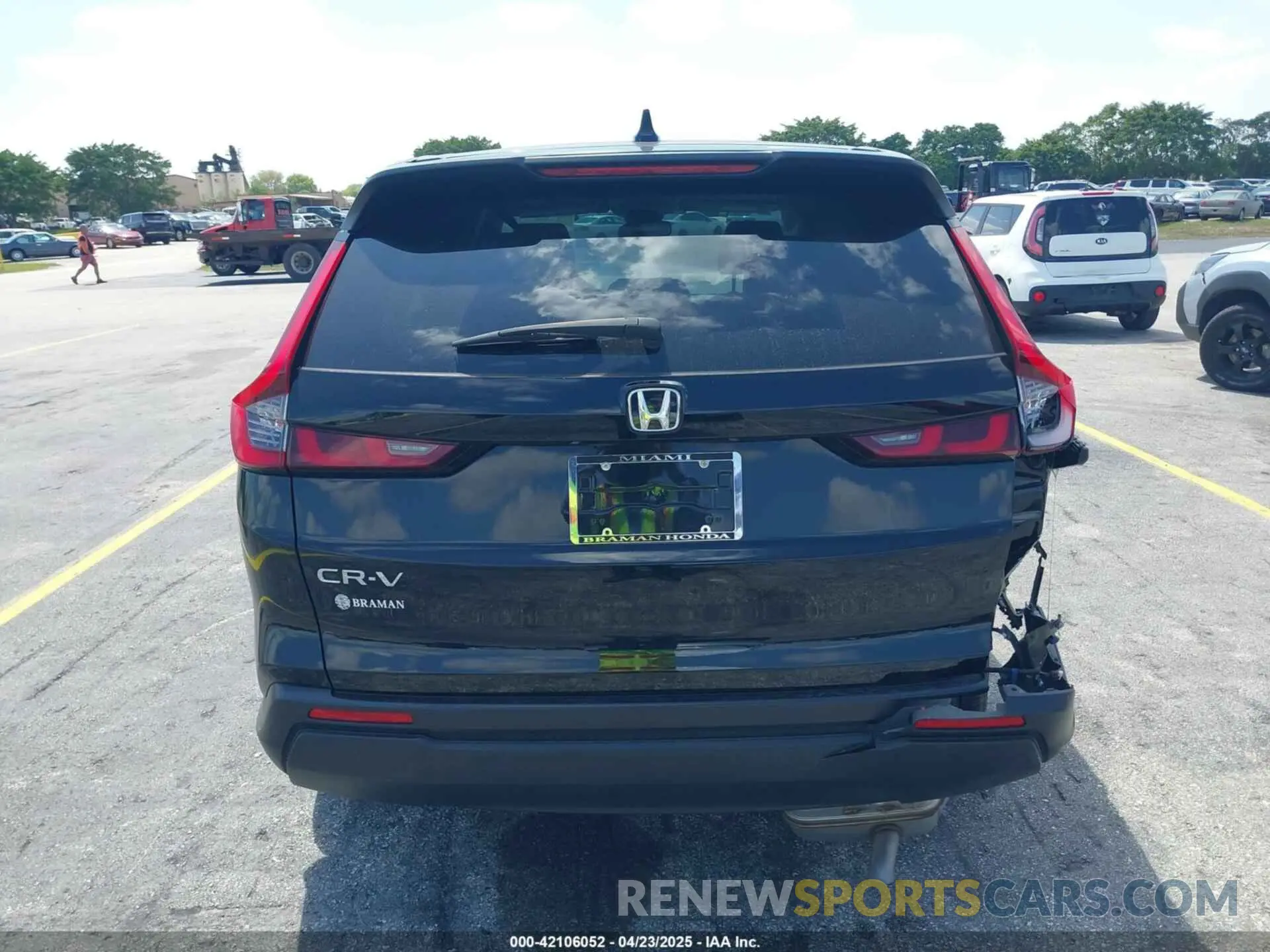 16 fotografías del automóvil dañado 2HKRS3H47RH302024 HONDA CR-V 2024