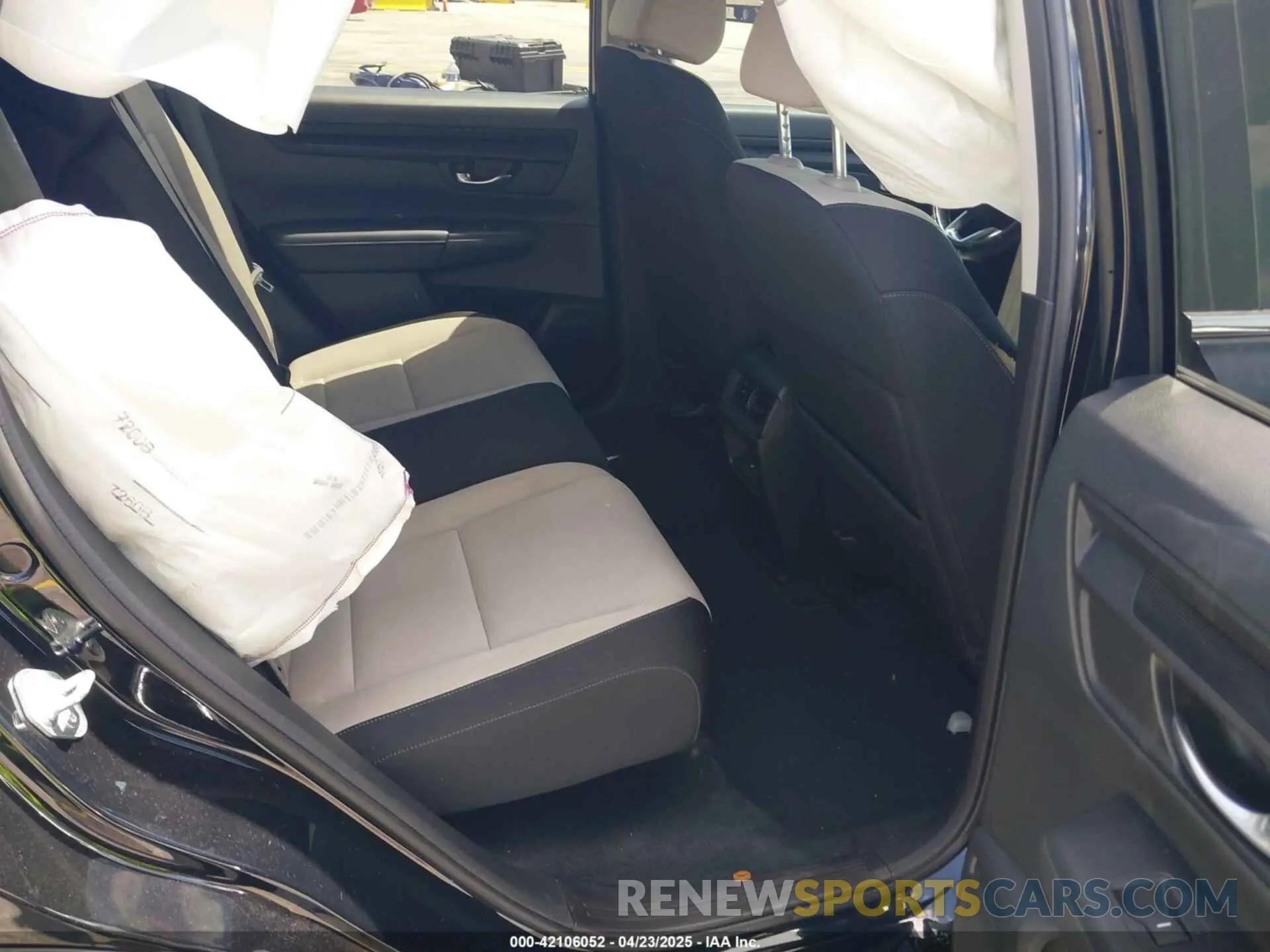 8 fotografías del automóvil dañado 2HKRS3H47RH302024 HONDA CR-V 2024