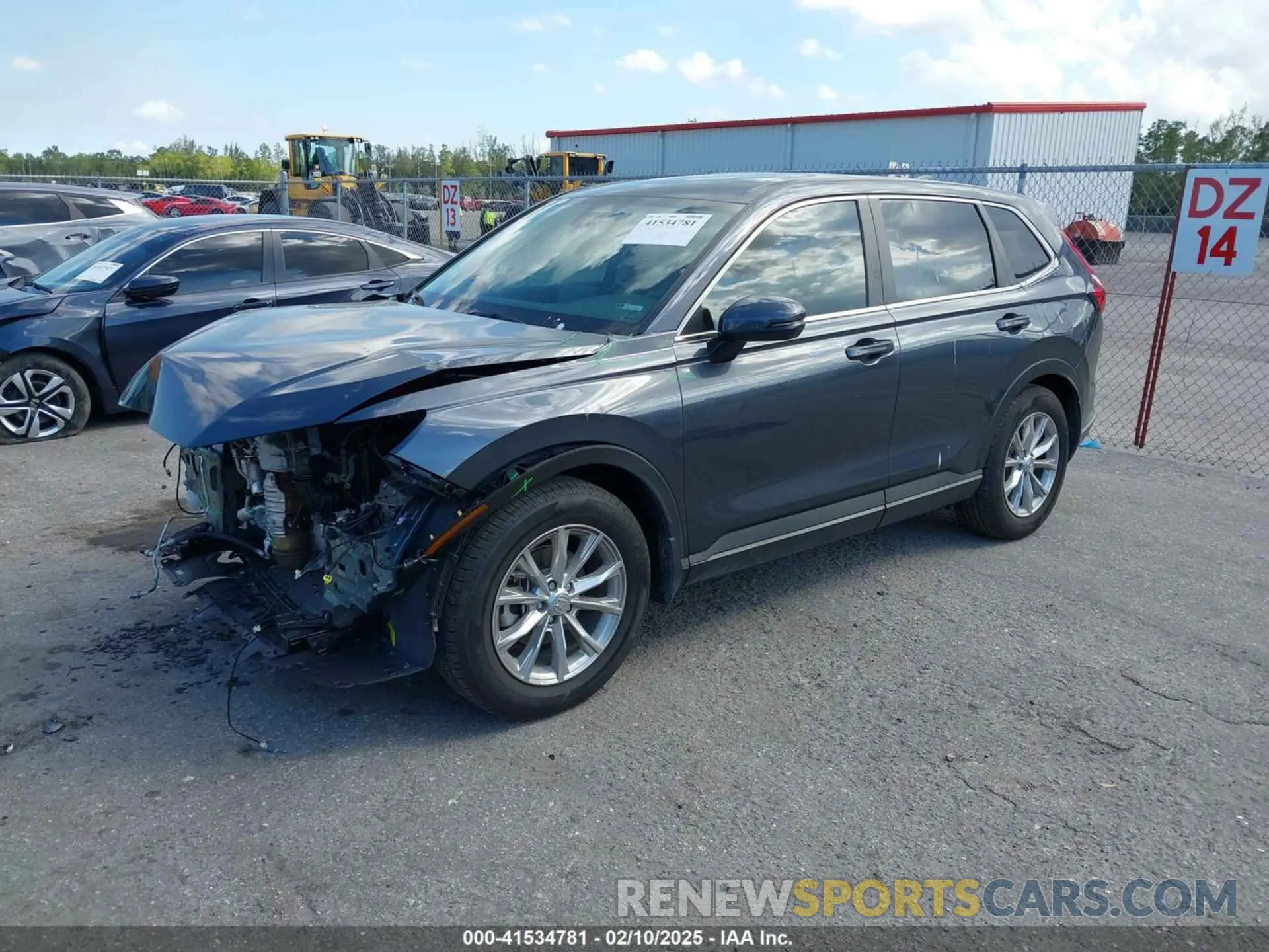 2 fotografías del automóvil dañado 2HKRS3H47RH328977 HONDA CR-V 2024