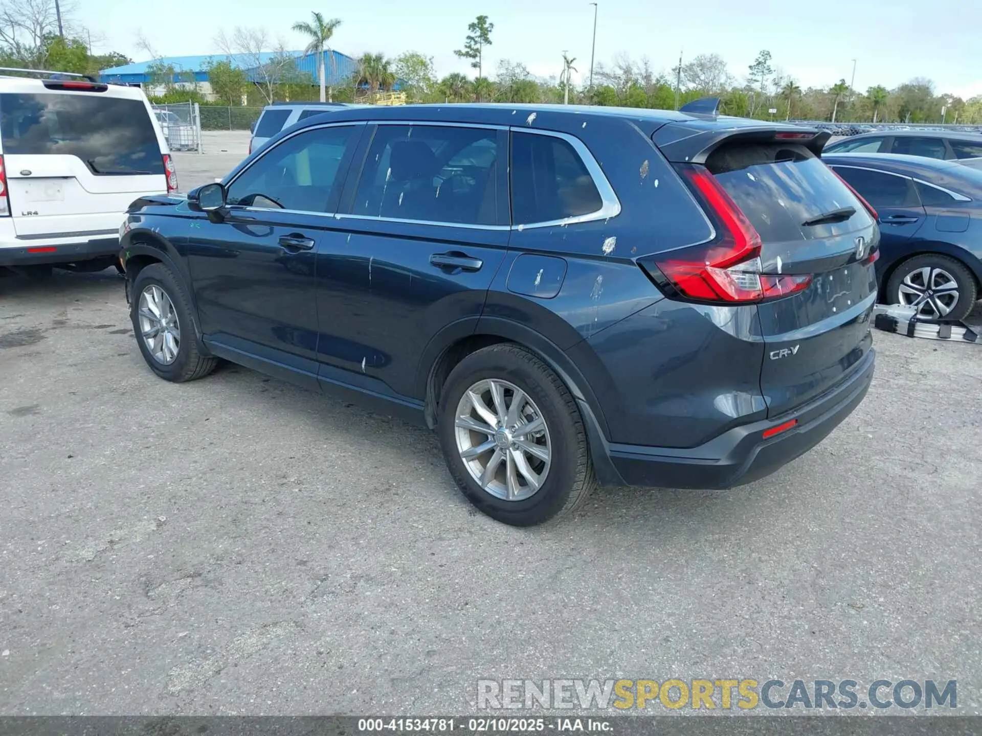 3 fotografías del automóvil dañado 2HKRS3H47RH328977 HONDA CR-V 2024