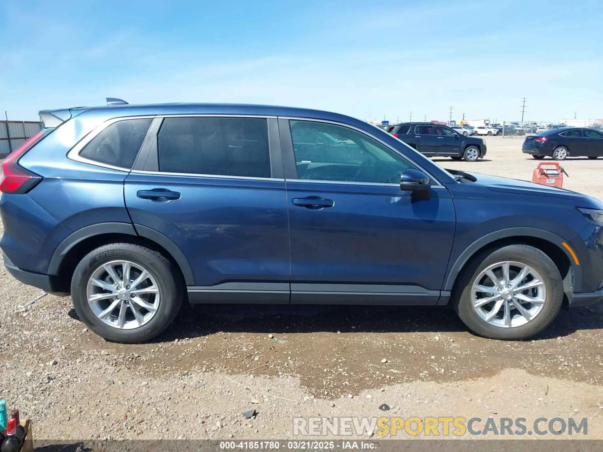 12 fotografías del automóvil dañado 2HKRS3H48RH315056 HONDA CR-V 2024