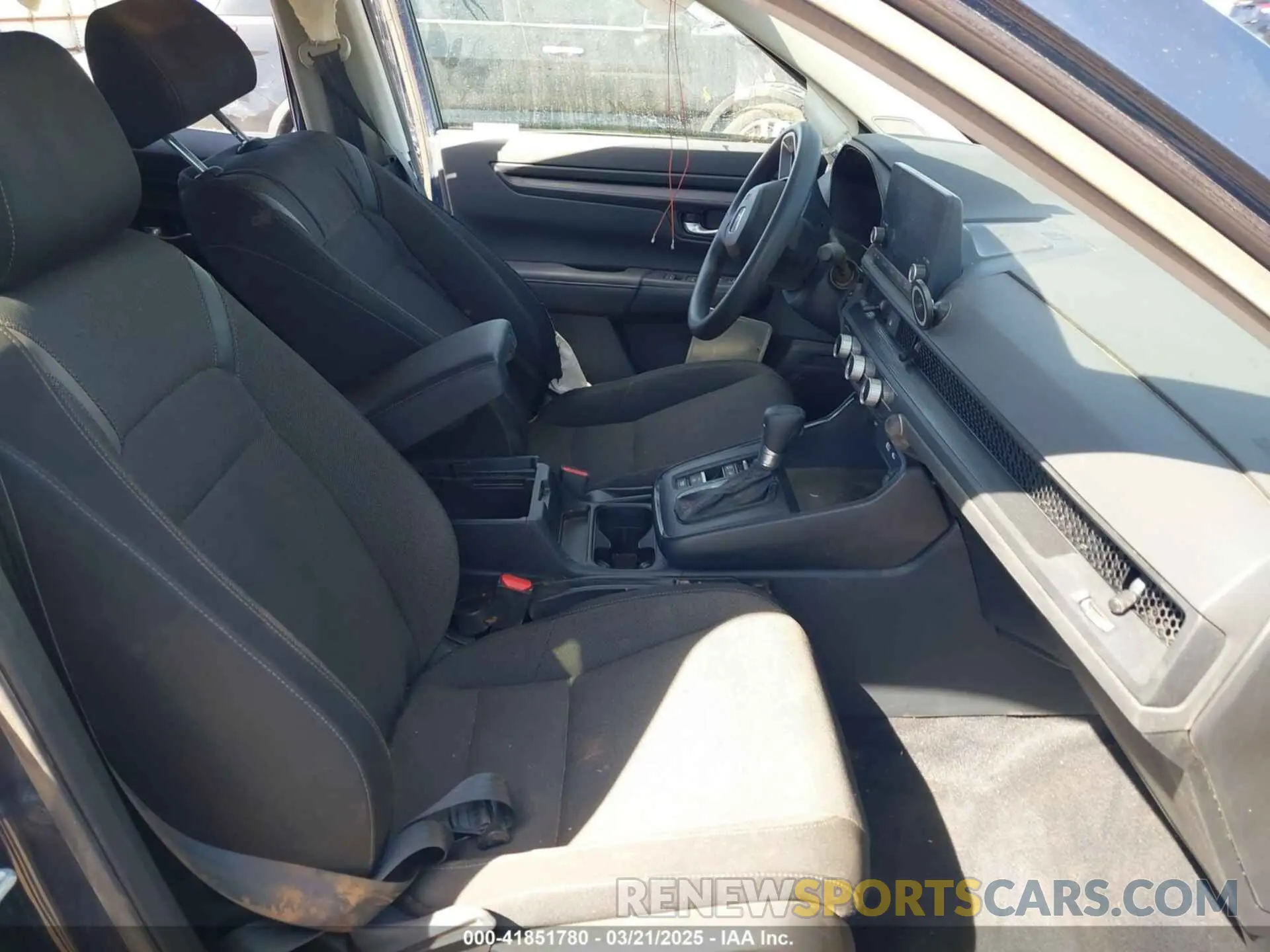 5 fotografías del automóvil dañado 2HKRS3H48RH315056 HONDA CR-V 2024