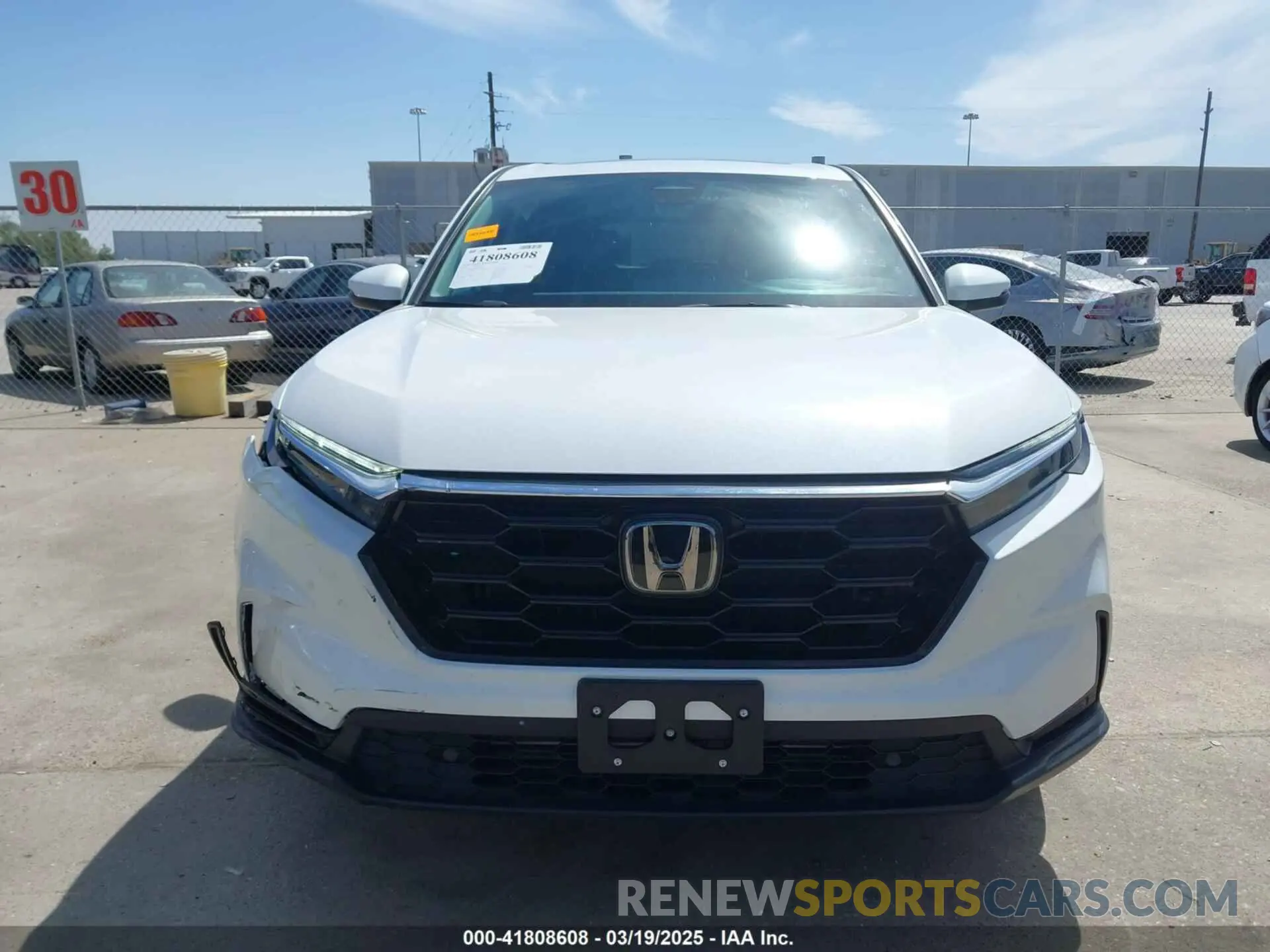12 fotografías del automóvil dañado 2HKRS3H70RH320522 HONDA CR-V 2024