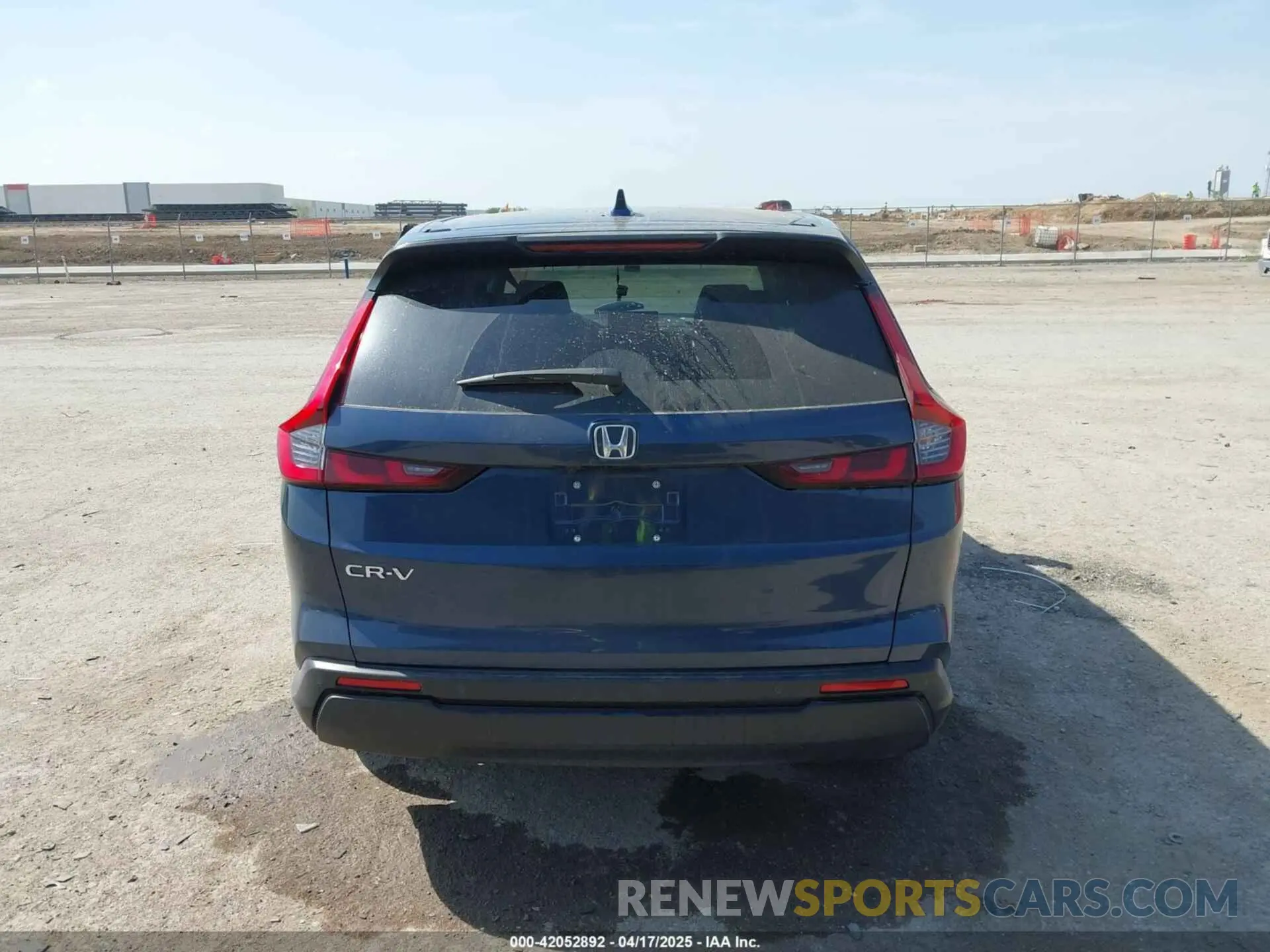 16 fotografías del automóvil dañado 2HKRS3H71RH314857 HONDA CR-V 2024