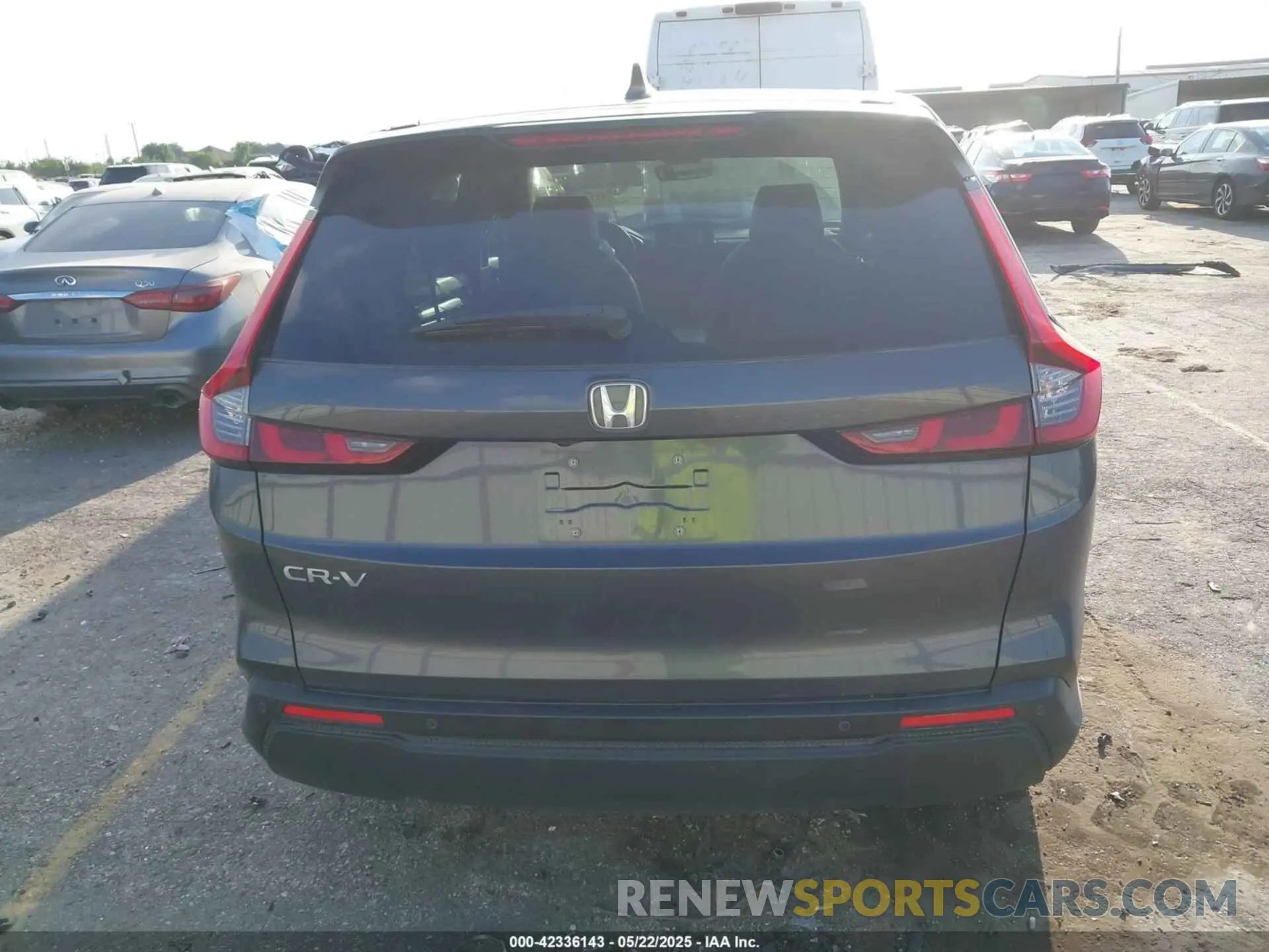 17 fotografías del automóvil dañado 2HKRS3H79RH321765 HONDA CR-V 2024