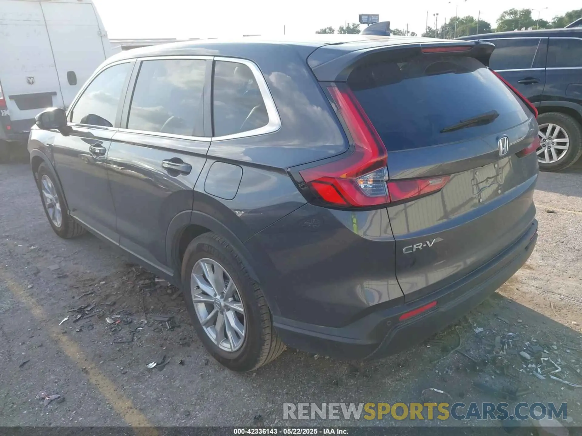 3 fotografías del automóvil dañado 2HKRS3H79RH321765 HONDA CR-V 2024