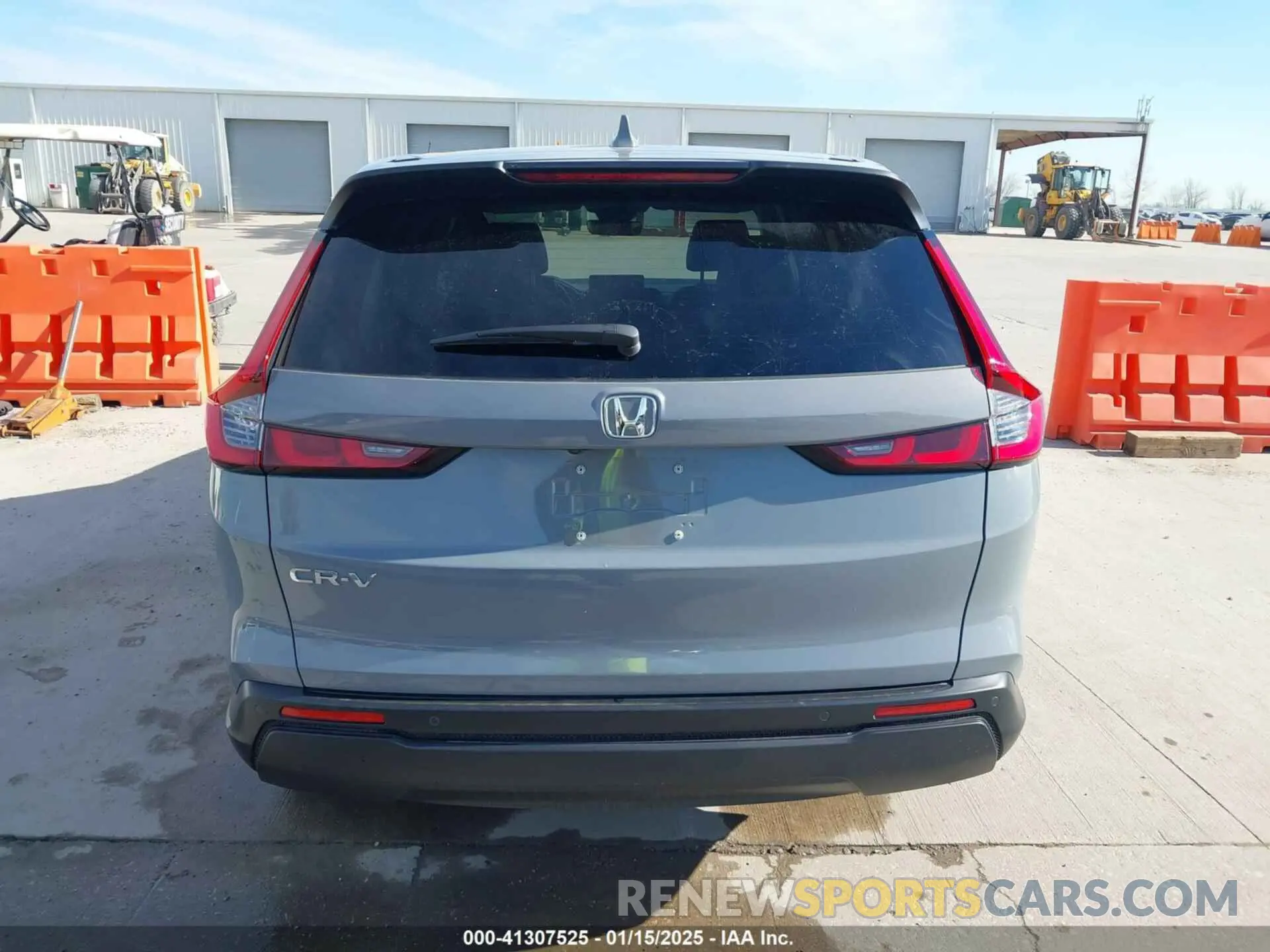 16 fotografías del automóvil dañado 2HKRS3H7XRH323573 HONDA CR-V 2024