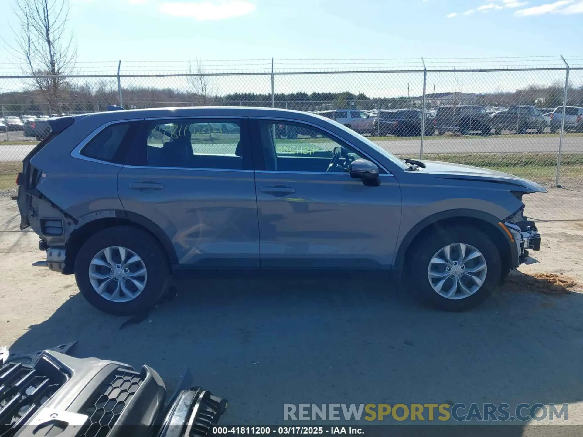 14 fotografías del automóvil dañado 2HKRS4H22RH420826 HONDA CR-V 2024