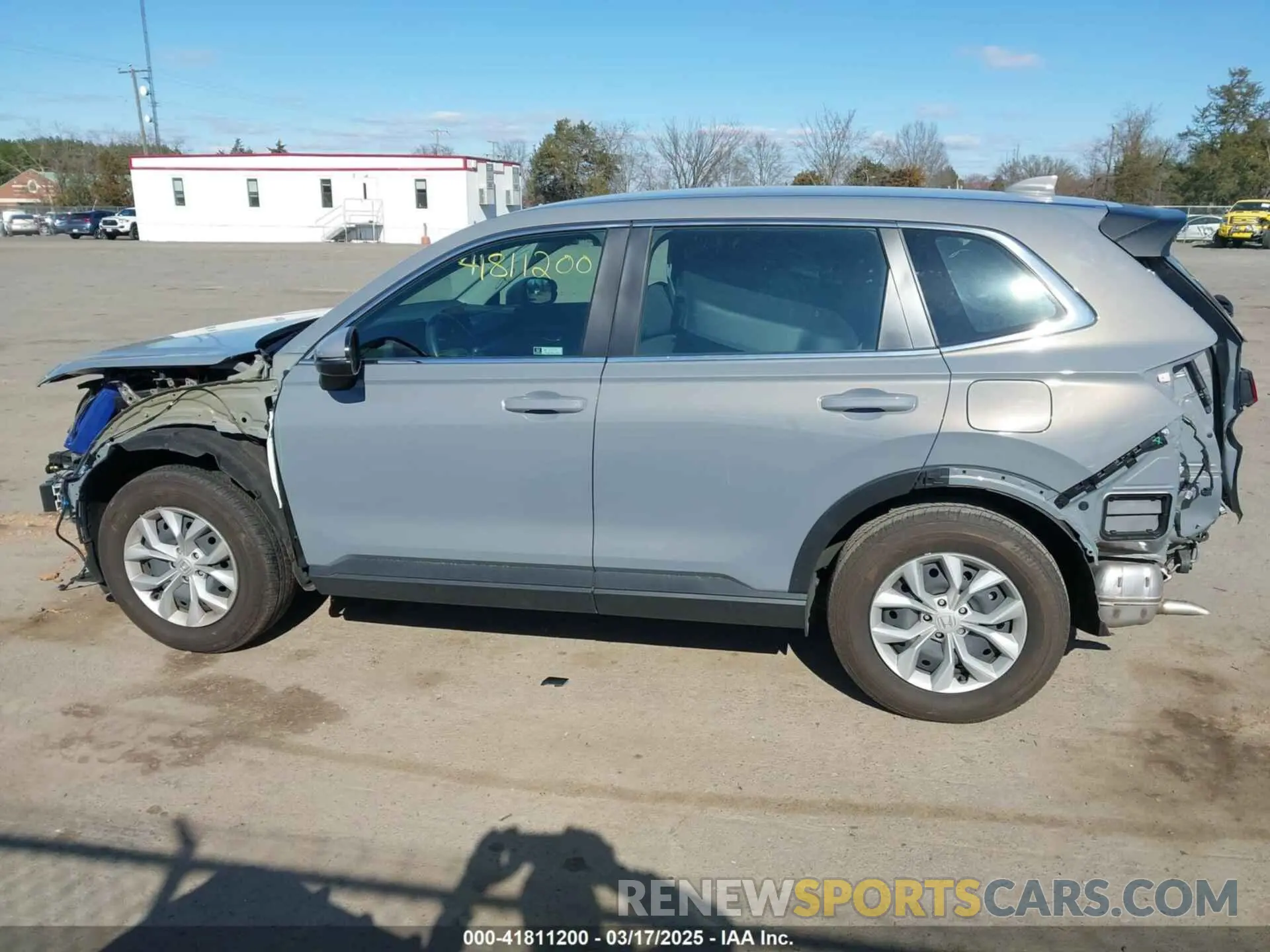 15 fotografías del automóvil dañado 2HKRS4H22RH420826 HONDA CR-V 2024