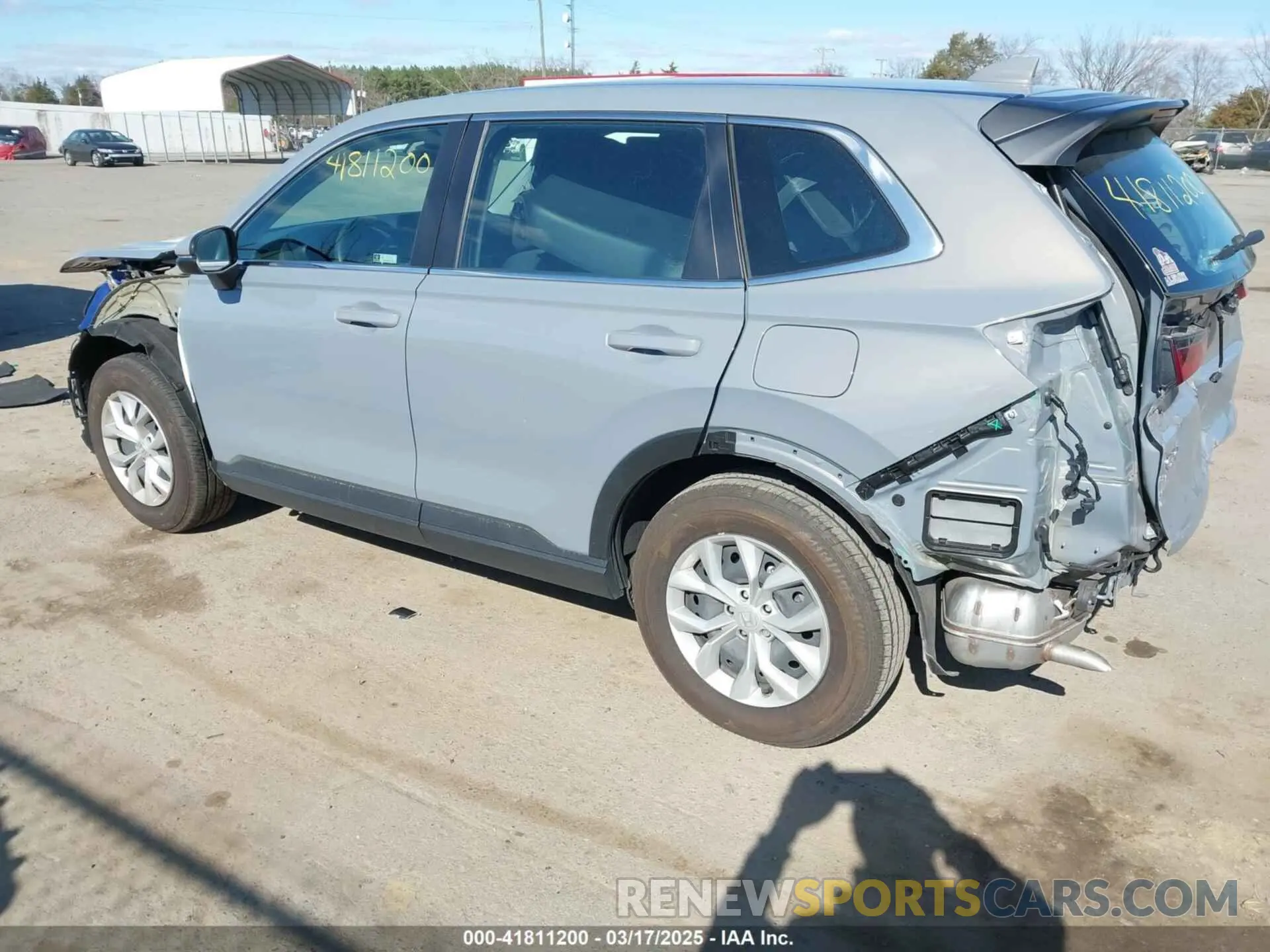 3 fotografías del automóvil dañado 2HKRS4H22RH420826 HONDA CR-V 2024