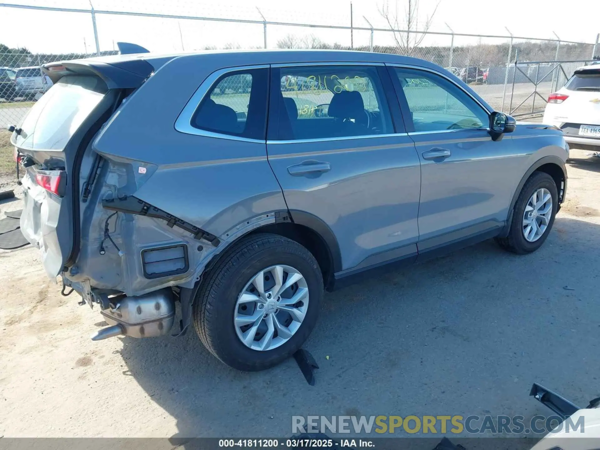 4 fotografías del automóvil dañado 2HKRS4H22RH420826 HONDA CR-V 2024