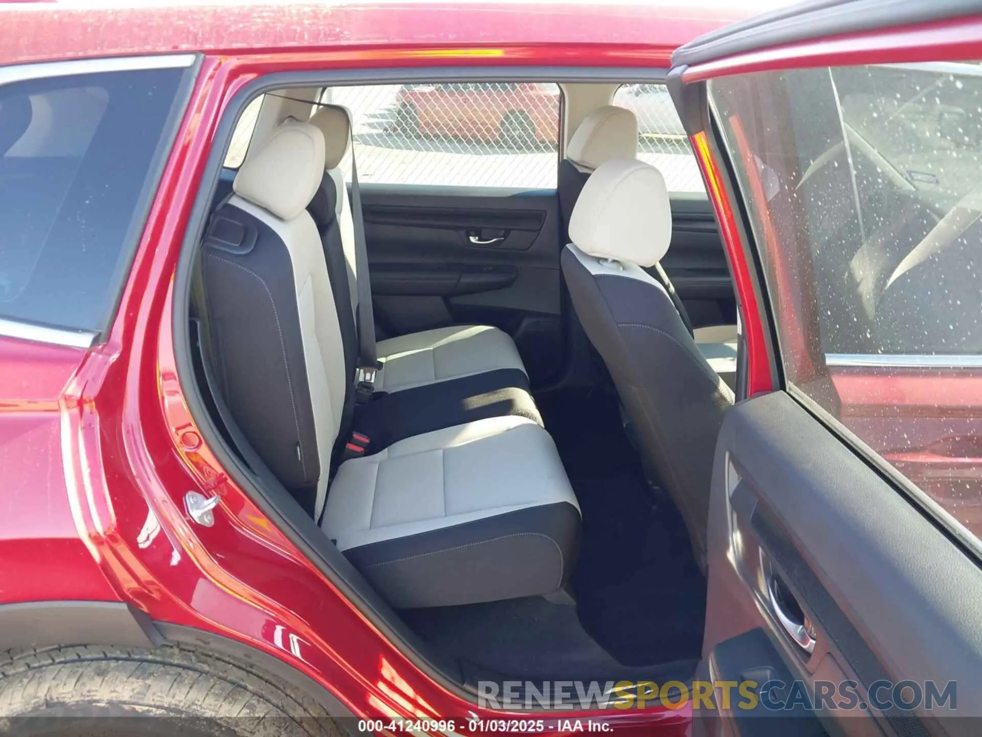 8 fotografías del automóvil dañado 2HKRS4H27RH402791 HONDA CR-V 2024