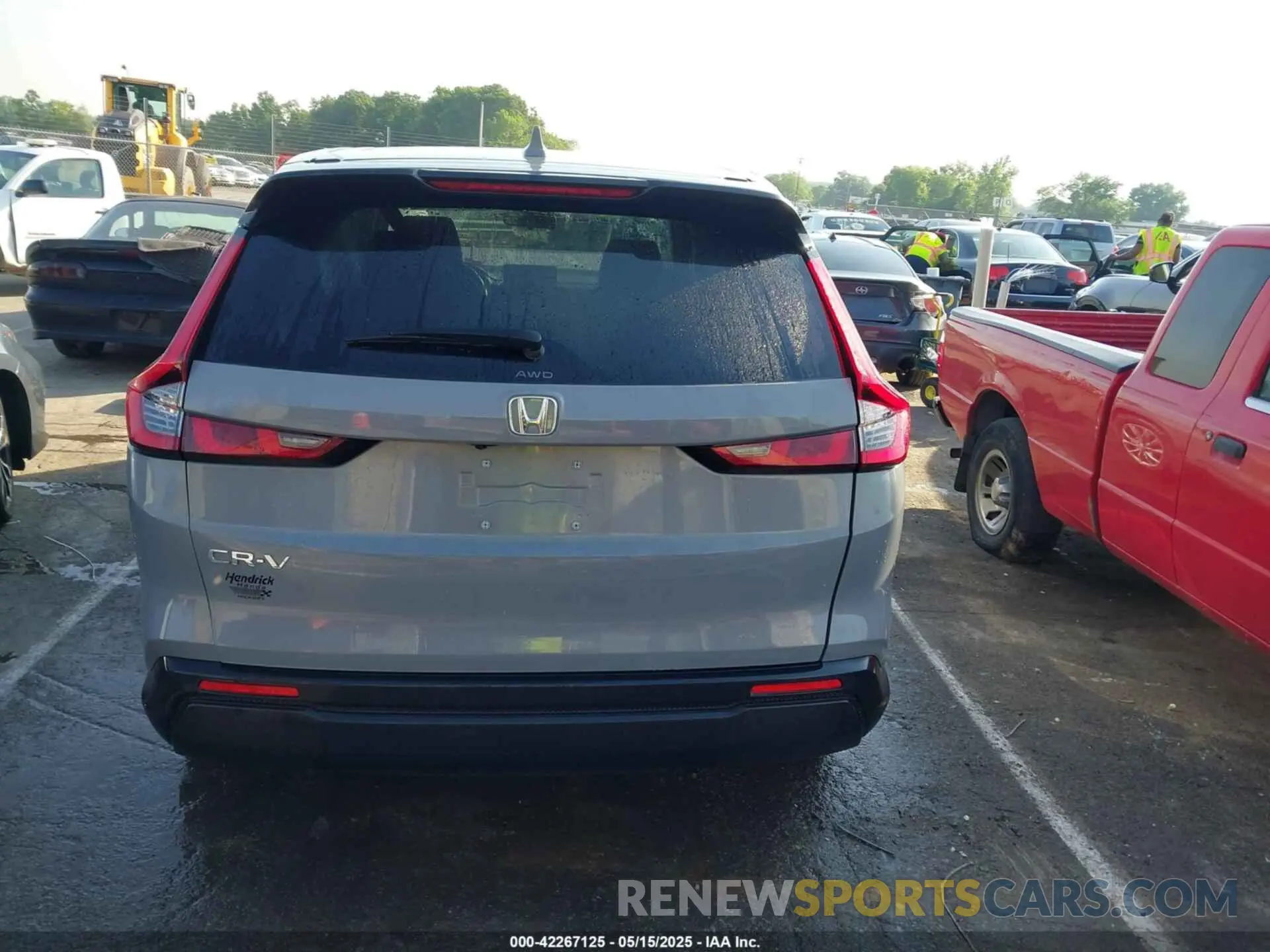 16 fotografías del automóvil dañado 2HKRS4H41RH418292 HONDA CR-V 2024