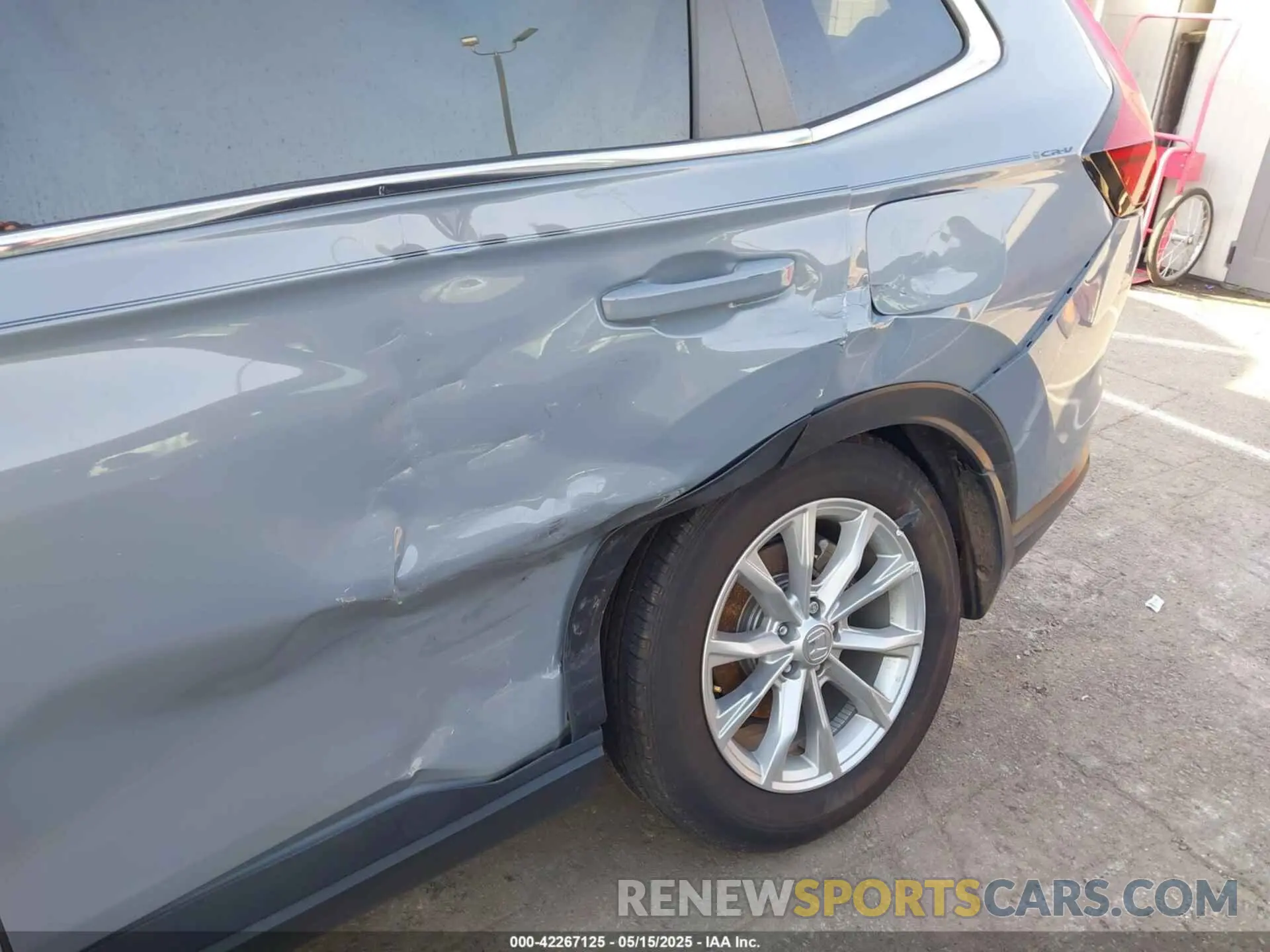 6 fotografías del automóvil dañado 2HKRS4H41RH418292 HONDA CR-V 2024