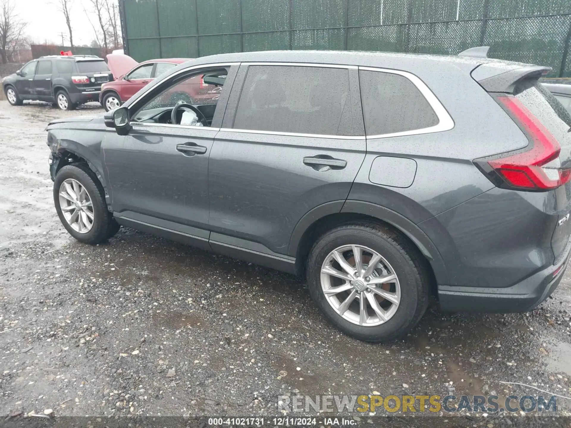 3 fotografías del automóvil dañado 2HKRS4H41RH472093 HONDA CR-V 2024