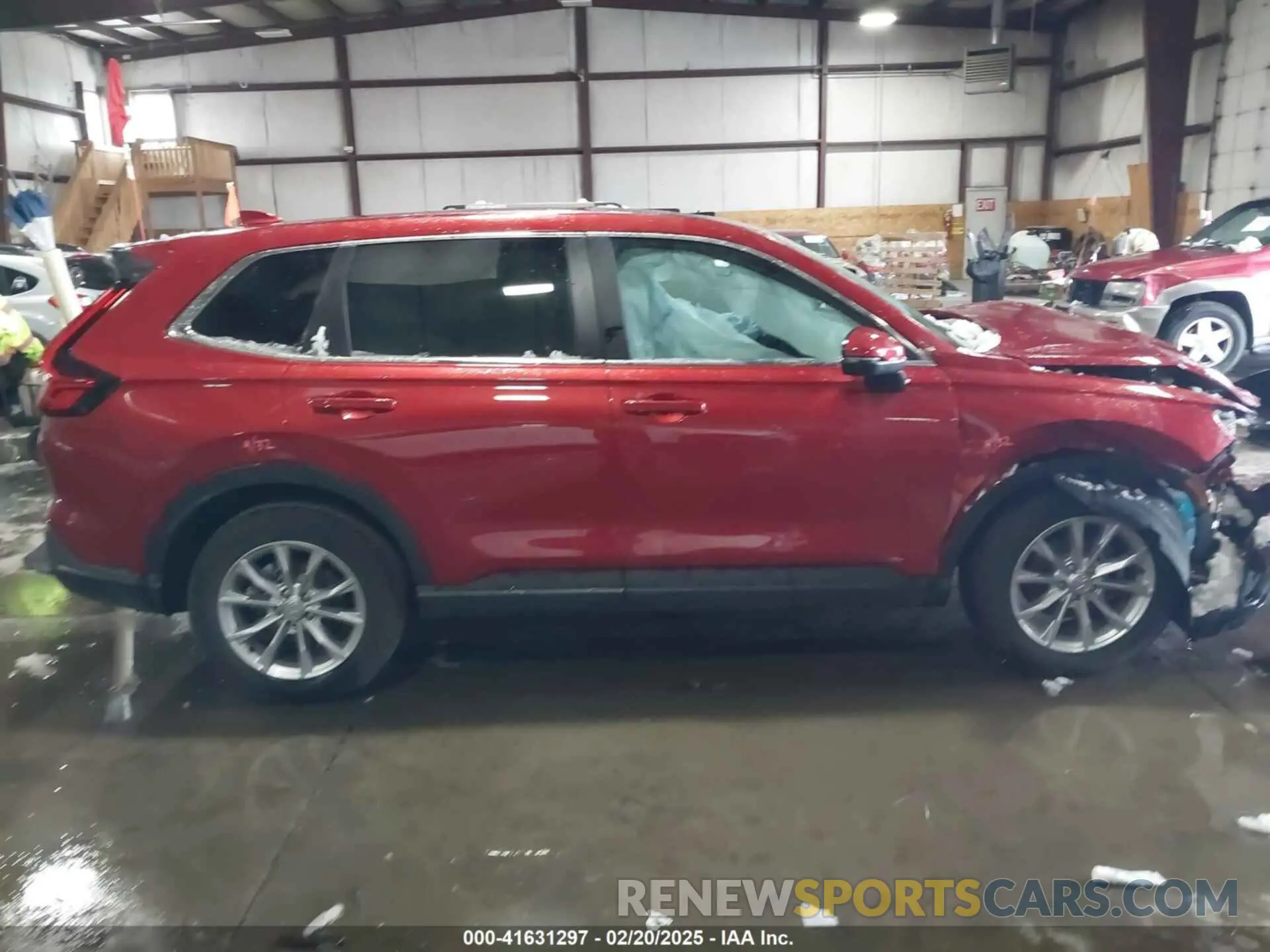 13 fotografías del automóvil dañado 2HKRS4H44RH413930 HONDA CR-V 2024