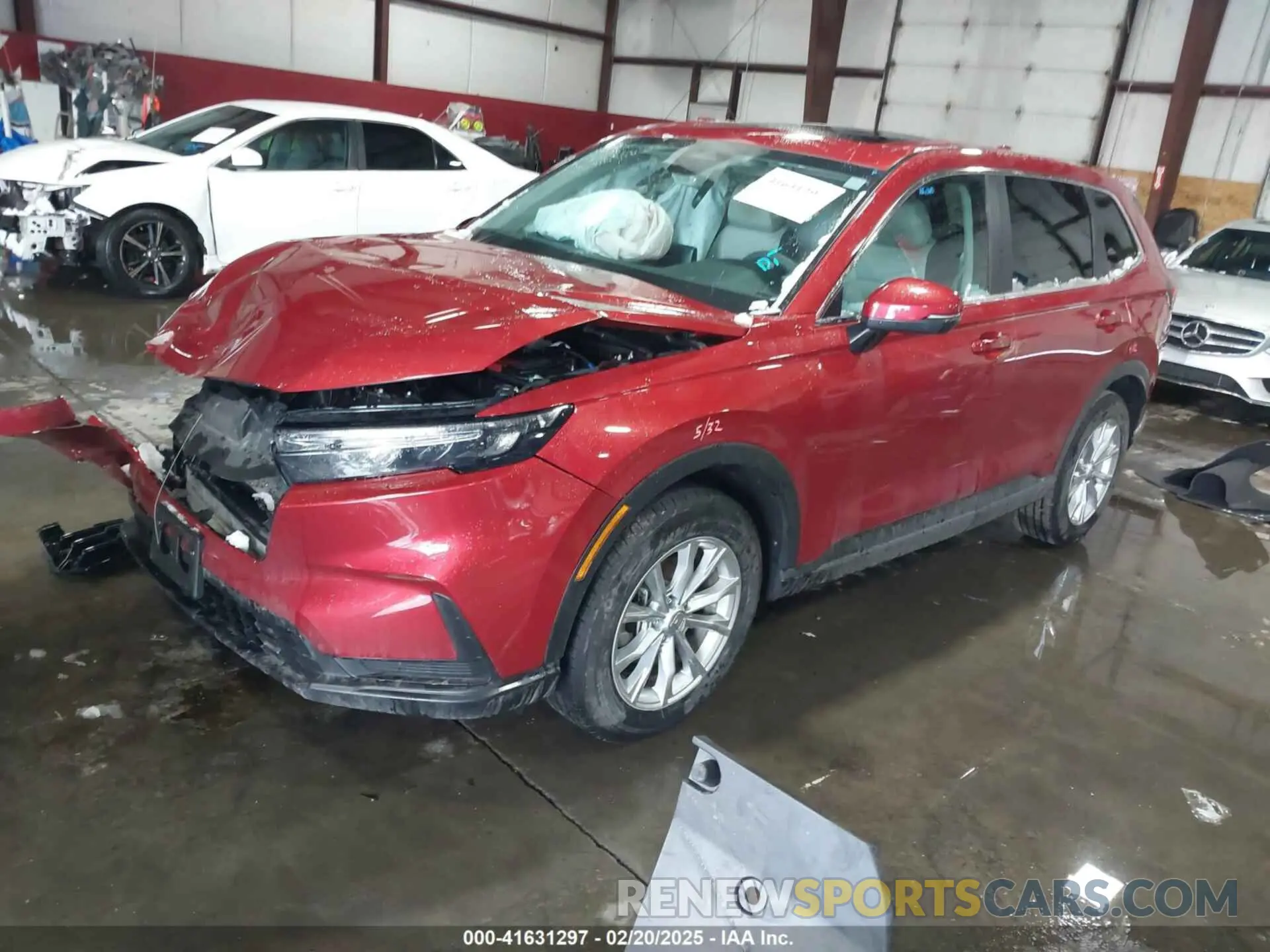 2 fotografías del automóvil dañado 2HKRS4H44RH413930 HONDA CR-V 2024