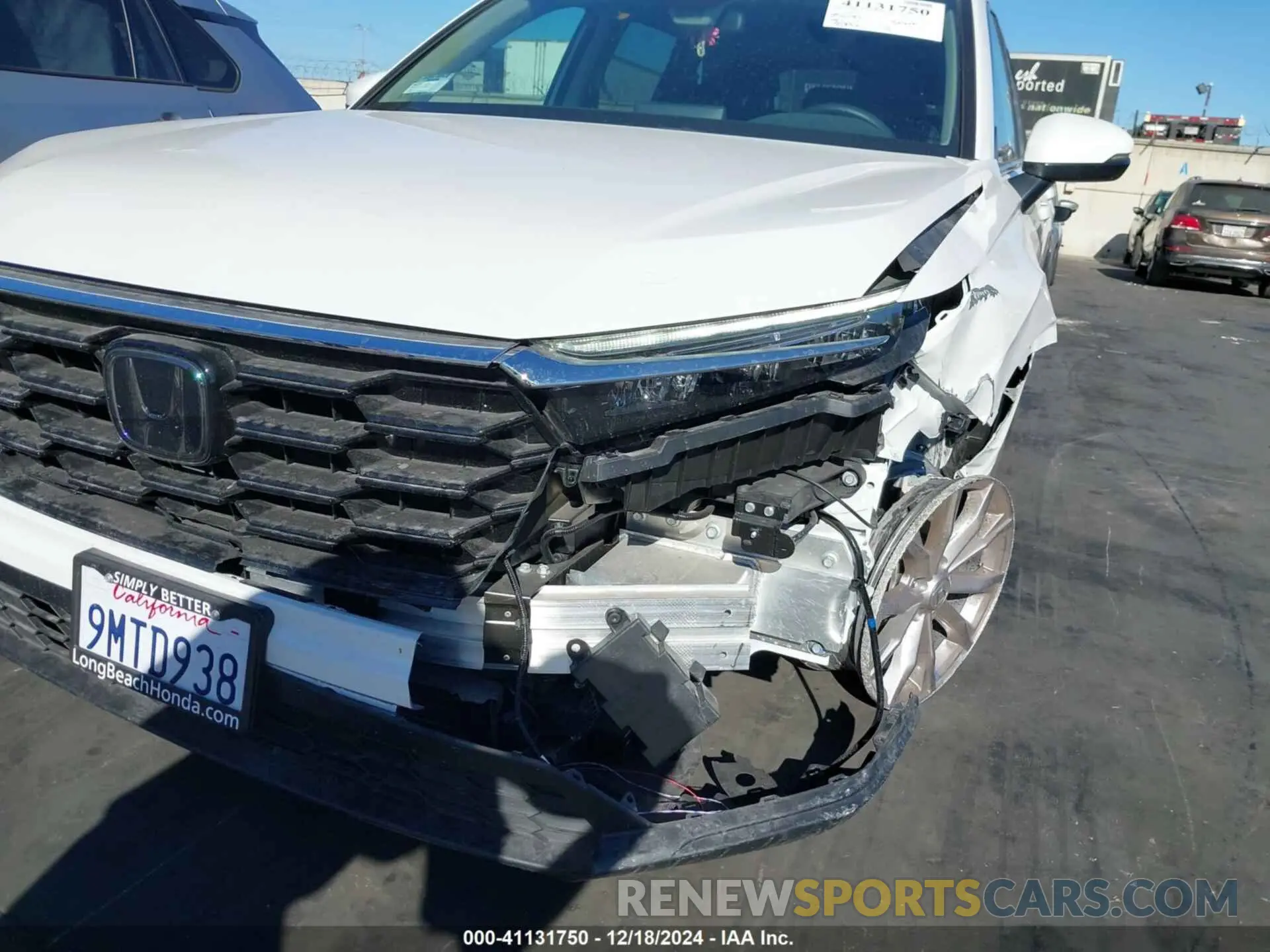 12 fotografías del automóvil dañado 2HKRS4H46RH464359 HONDA CR-V 2024