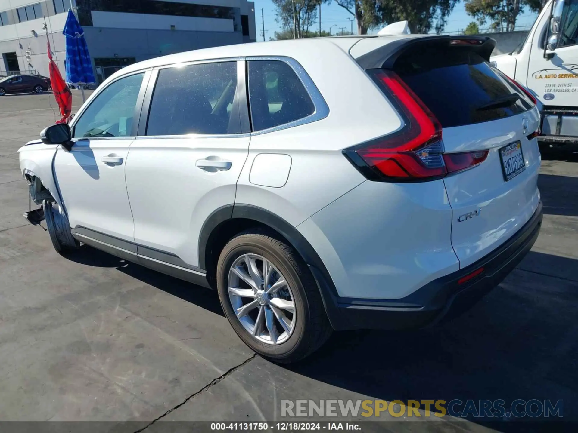 3 fotografías del automóvil dañado 2HKRS4H46RH464359 HONDA CR-V 2024