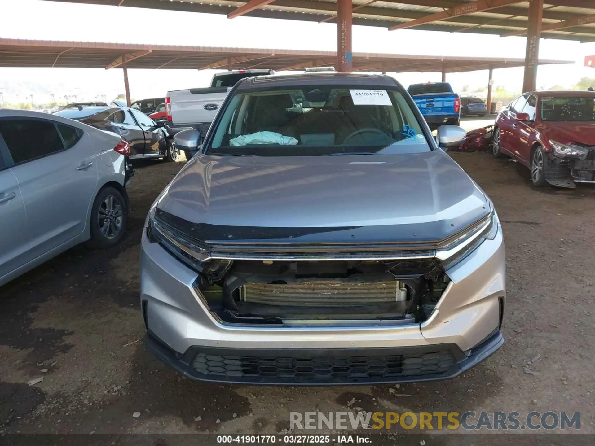 12 fotografías del automóvil dañado 2HKRS4H47RH416725 HONDA CR-V 2024