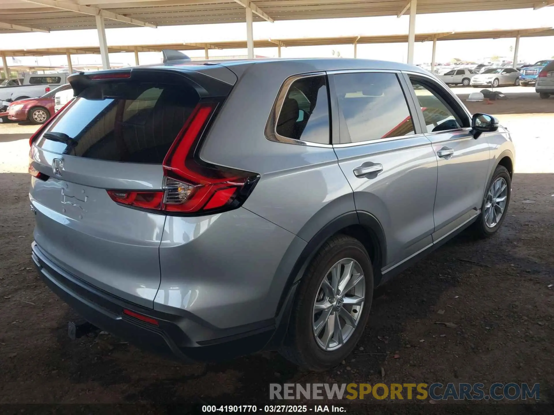 4 fotografías del automóvil dañado 2HKRS4H47RH416725 HONDA CR-V 2024