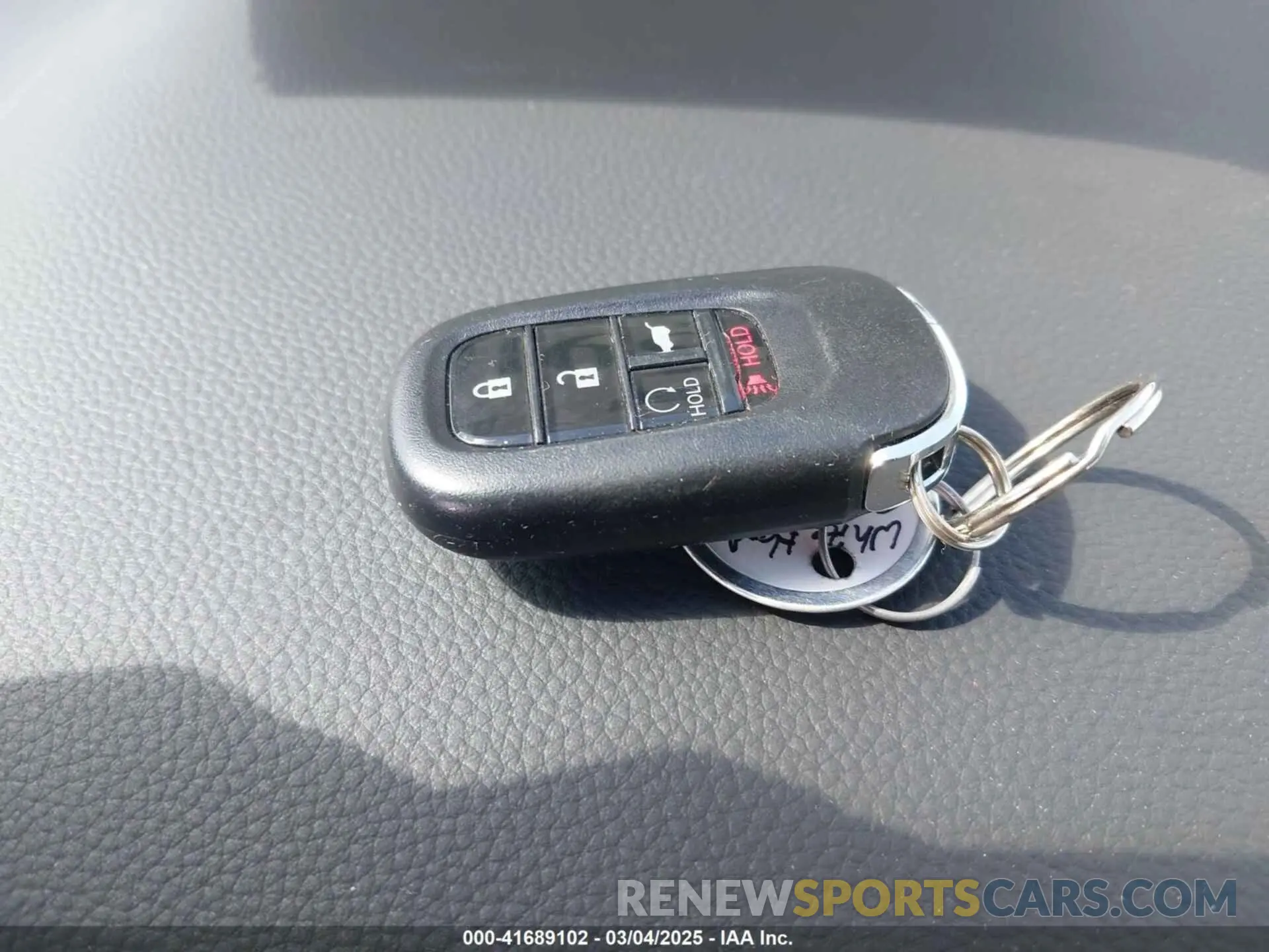 11 fotografías del automóvil dañado 2HKRS4H4XRH468334 HONDA CR-V 2024