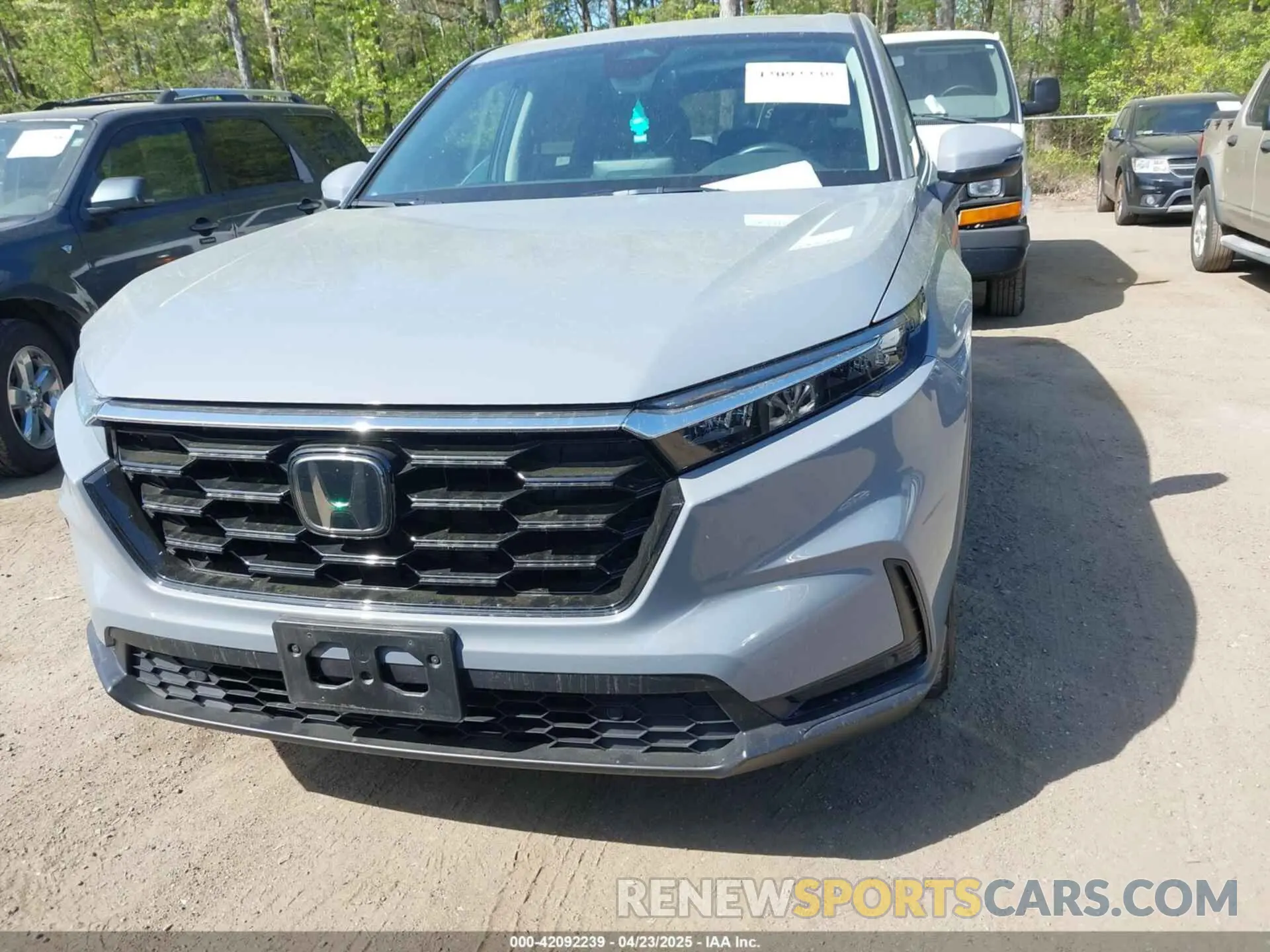 12 fotografías del automóvil dañado 2HKRS4H70RH434865 HONDA CR-V 2024