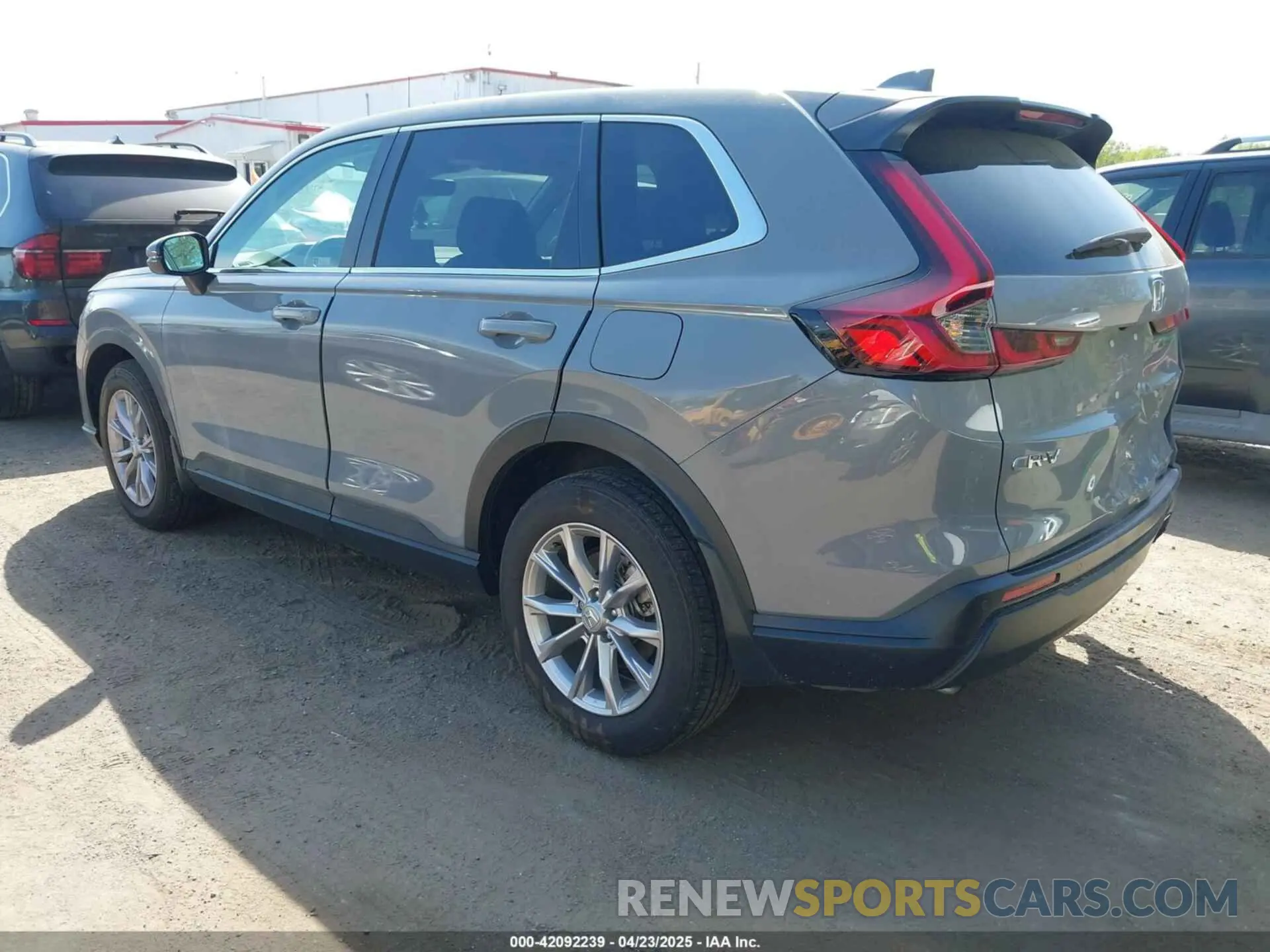 3 fotografías del automóvil dañado 2HKRS4H70RH434865 HONDA CR-V 2024