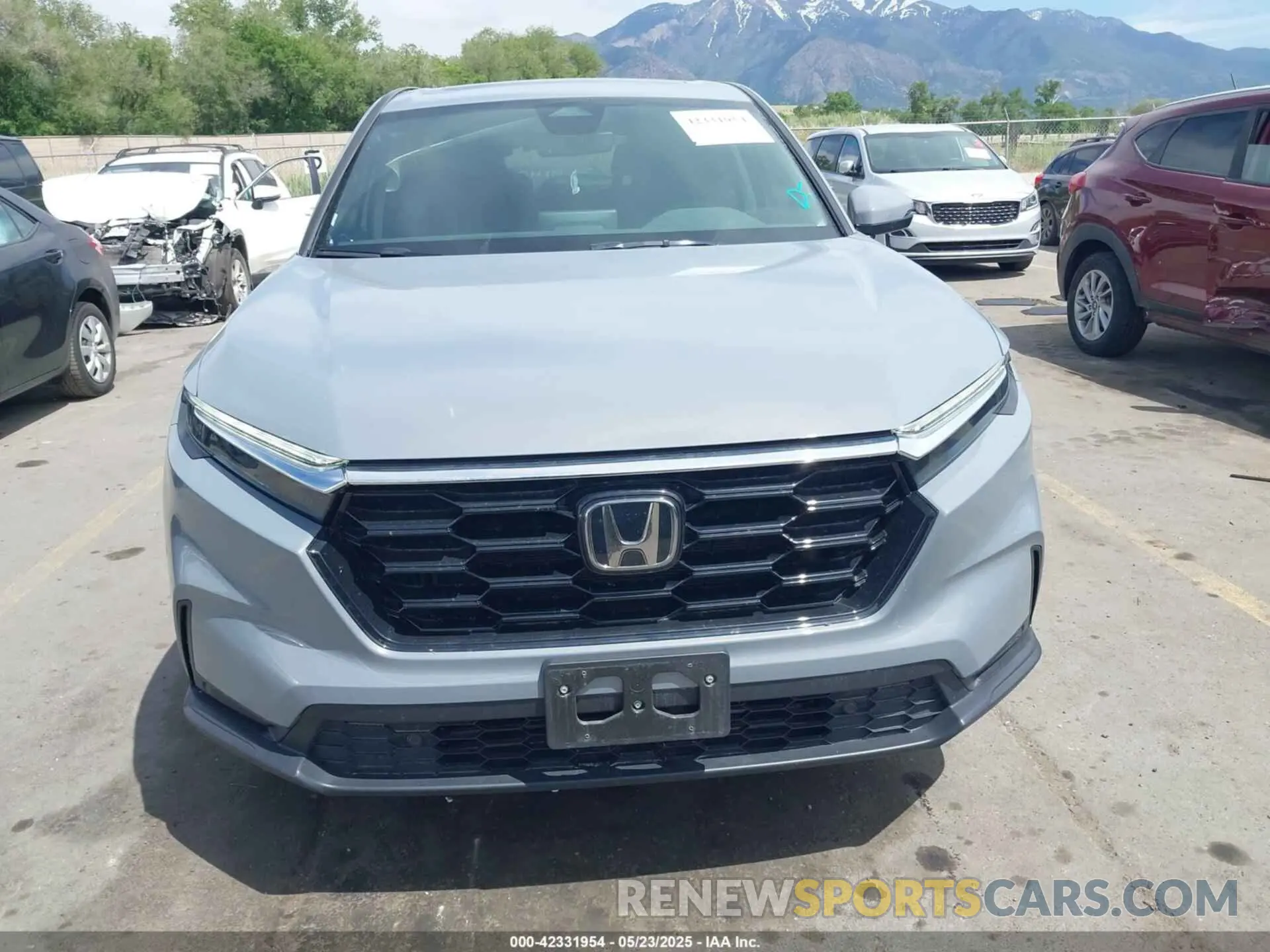 12 fotografías del automóvil dañado 2HKRS4H71RH416844 HONDA CR-V 2024
