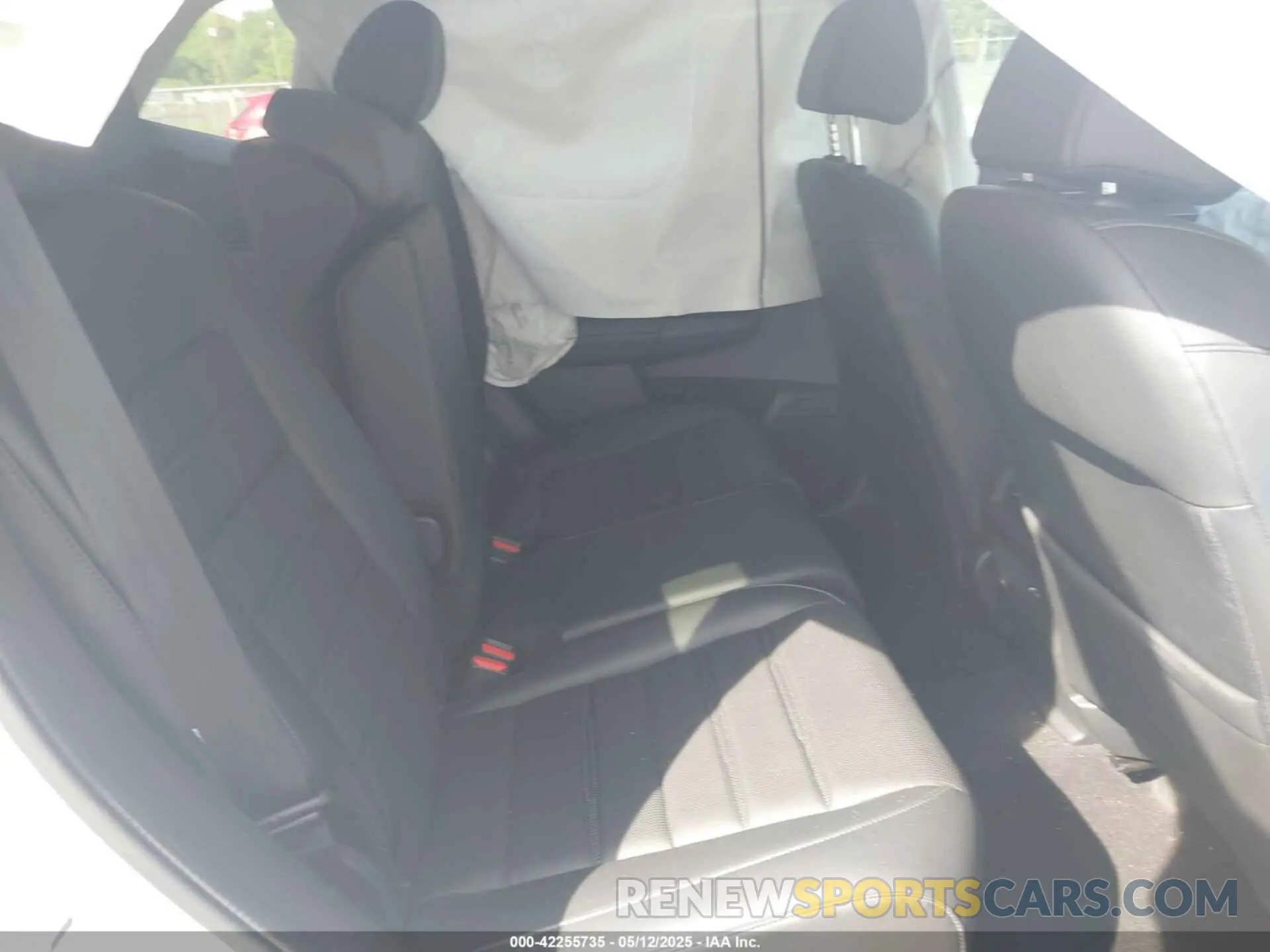8 fotografías del automóvil dañado 2HKRS4H72RH437847 HONDA CR-V 2024