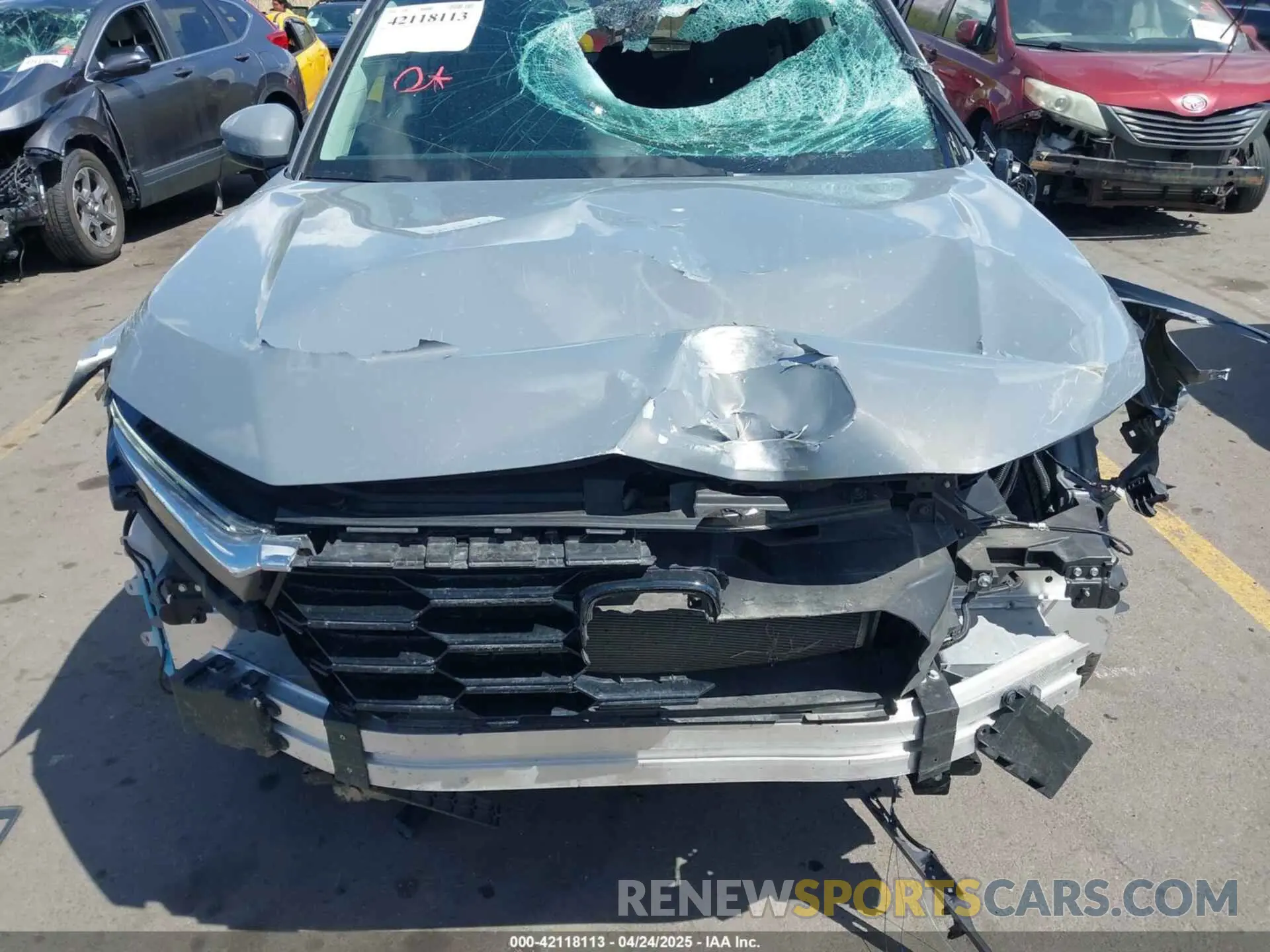 12 fotografías del automóvil dañado 2HKRS4H75RH427443 HONDA CR-V 2024