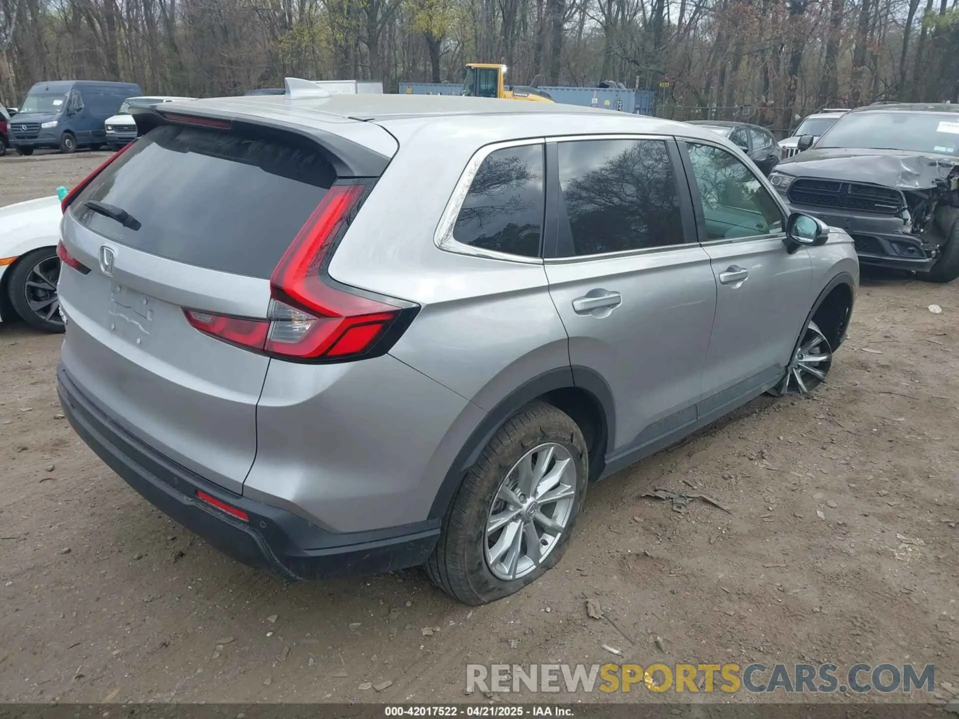 4 fotografías del automóvil dañado 2HKRS4H76RH468230 HONDA CR-V 2024