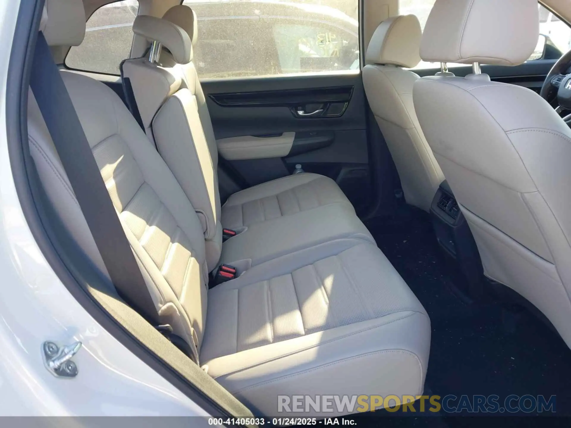 8 fotografías del automóvil dañado 2HKRS4H78RH421233 HONDA CR-V 2024