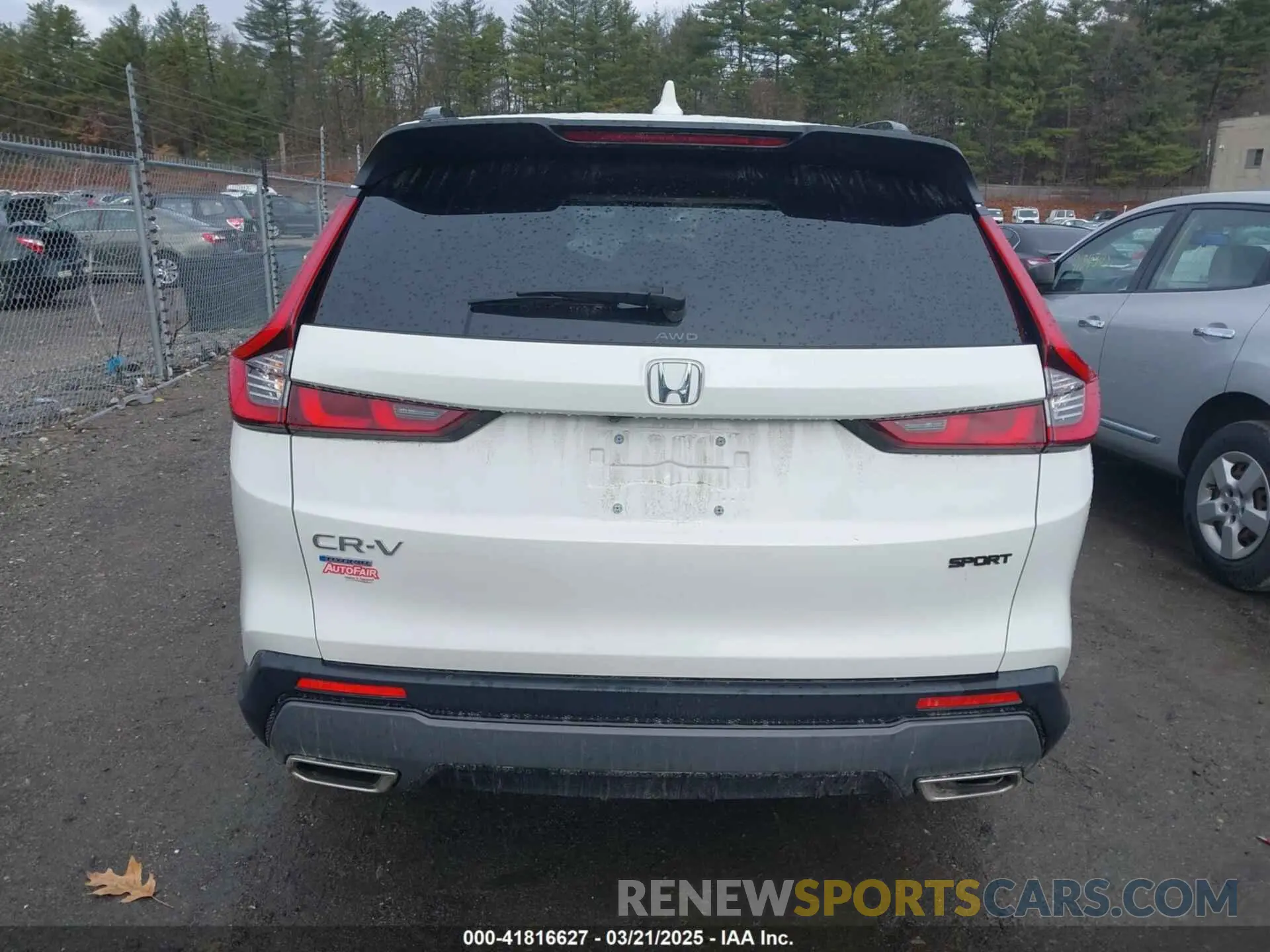 16 fotografías del automóvil dañado 2HKRS6H56RH803903 HONDA CR-V 2024